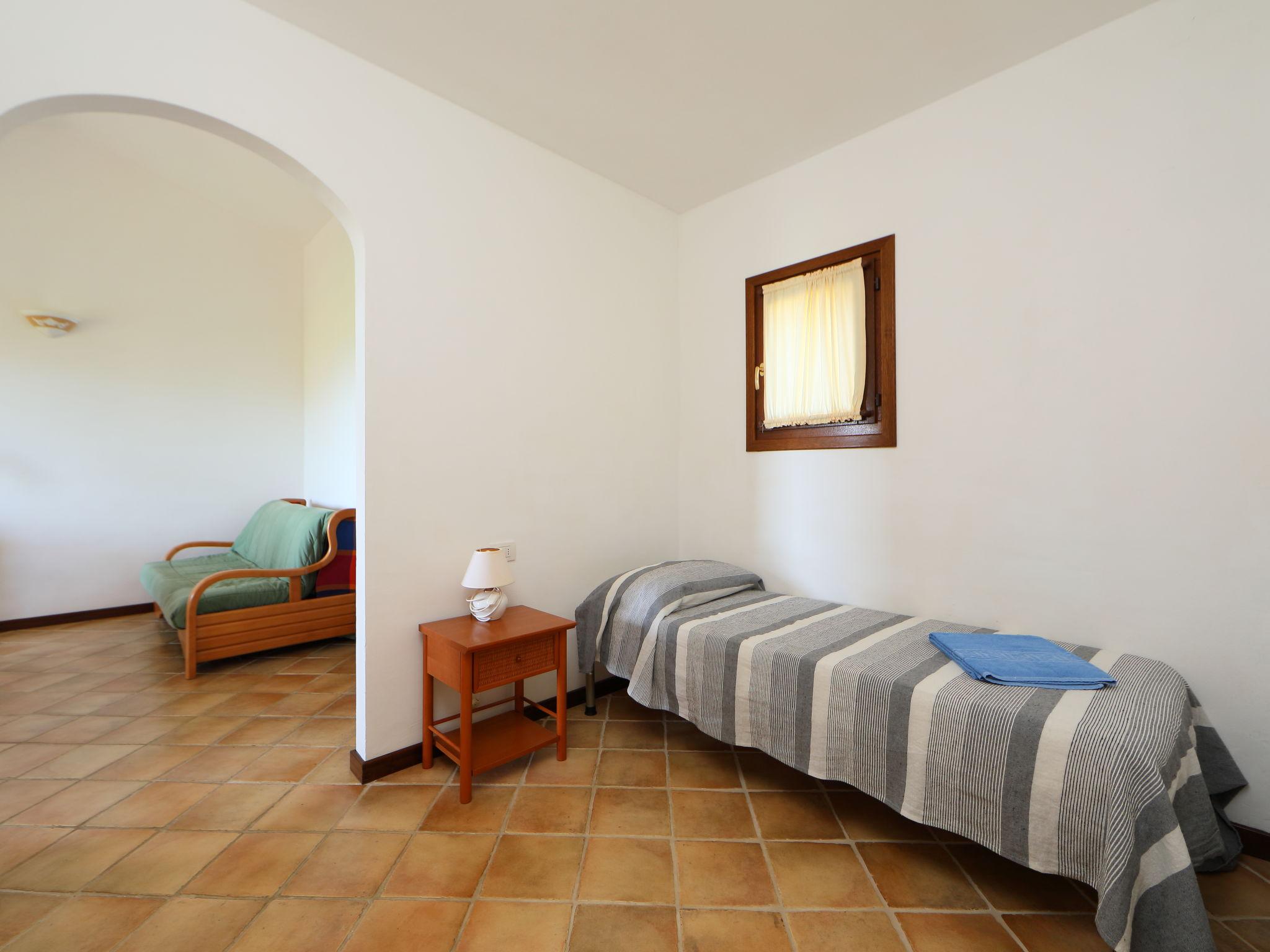 Foto 10 - Casa de 1 habitación en Loiri Porto San Paolo con piscina y vistas al mar