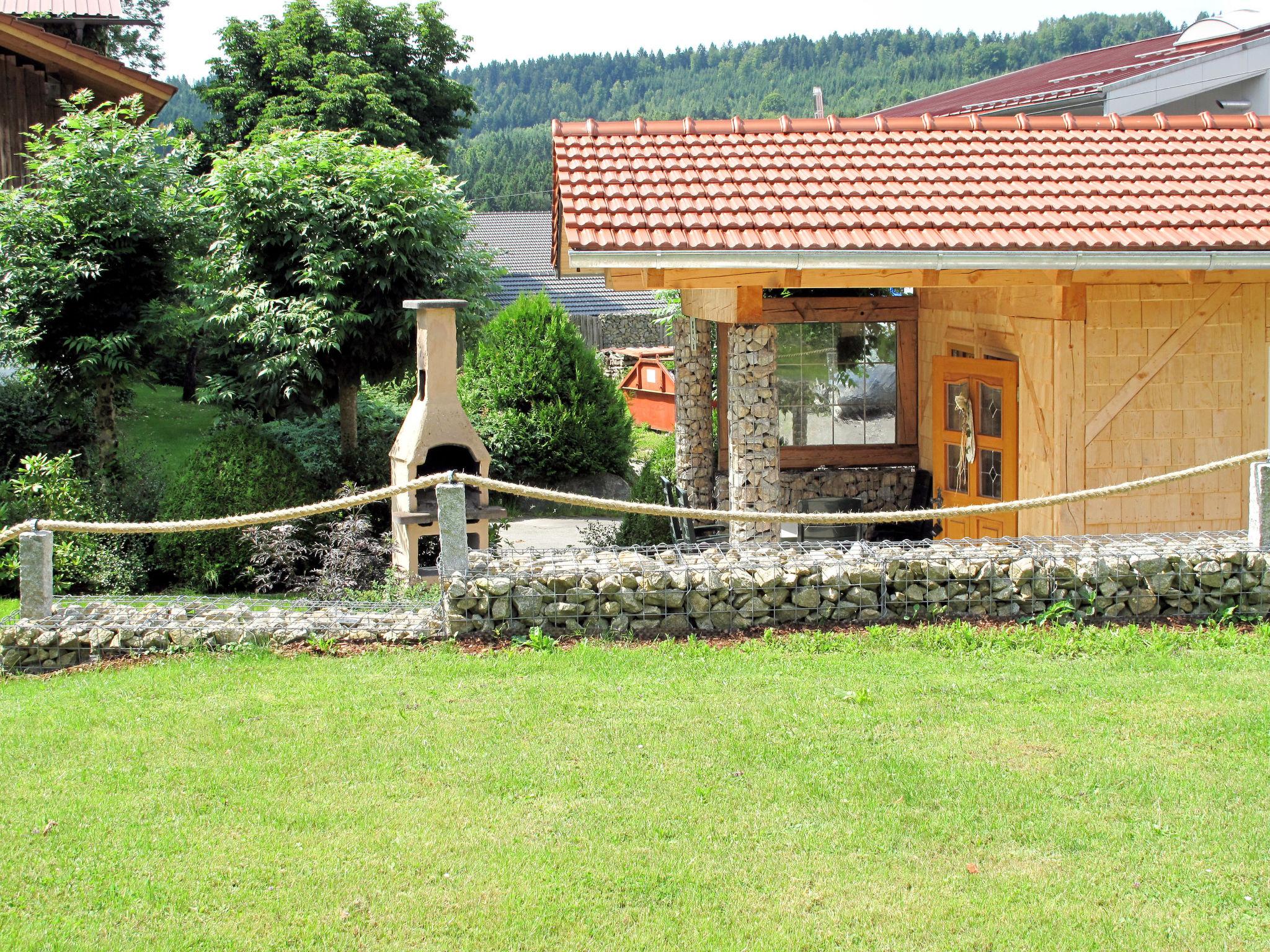 Photo 2 - Maison de 2 chambres à Bischofsmais avec jardin et sauna