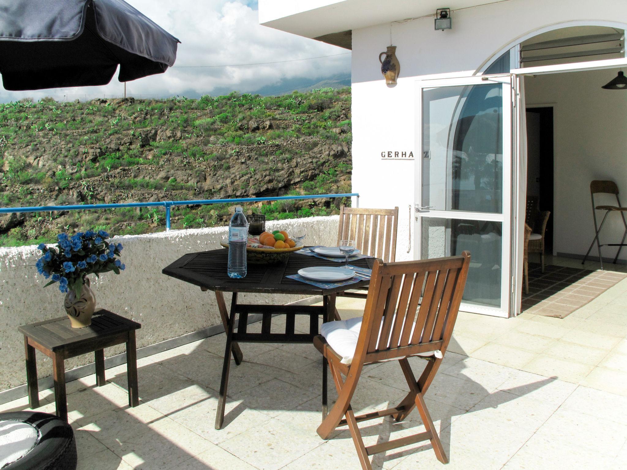 Foto 2 - Apartamento de 1 quarto em Candelaria com piscina e vistas do mar