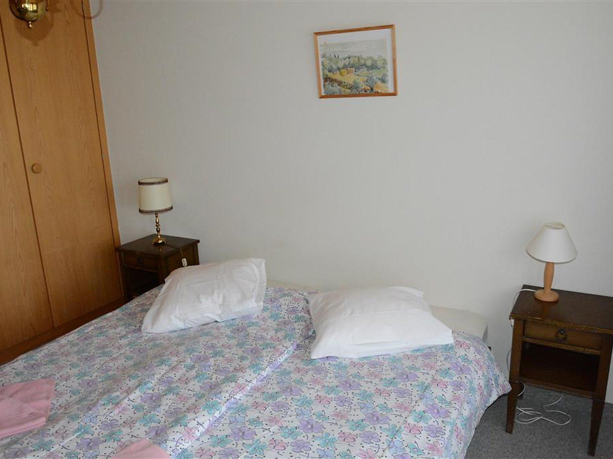 Foto 9 - Apartamento de 2 habitaciones en Saanen