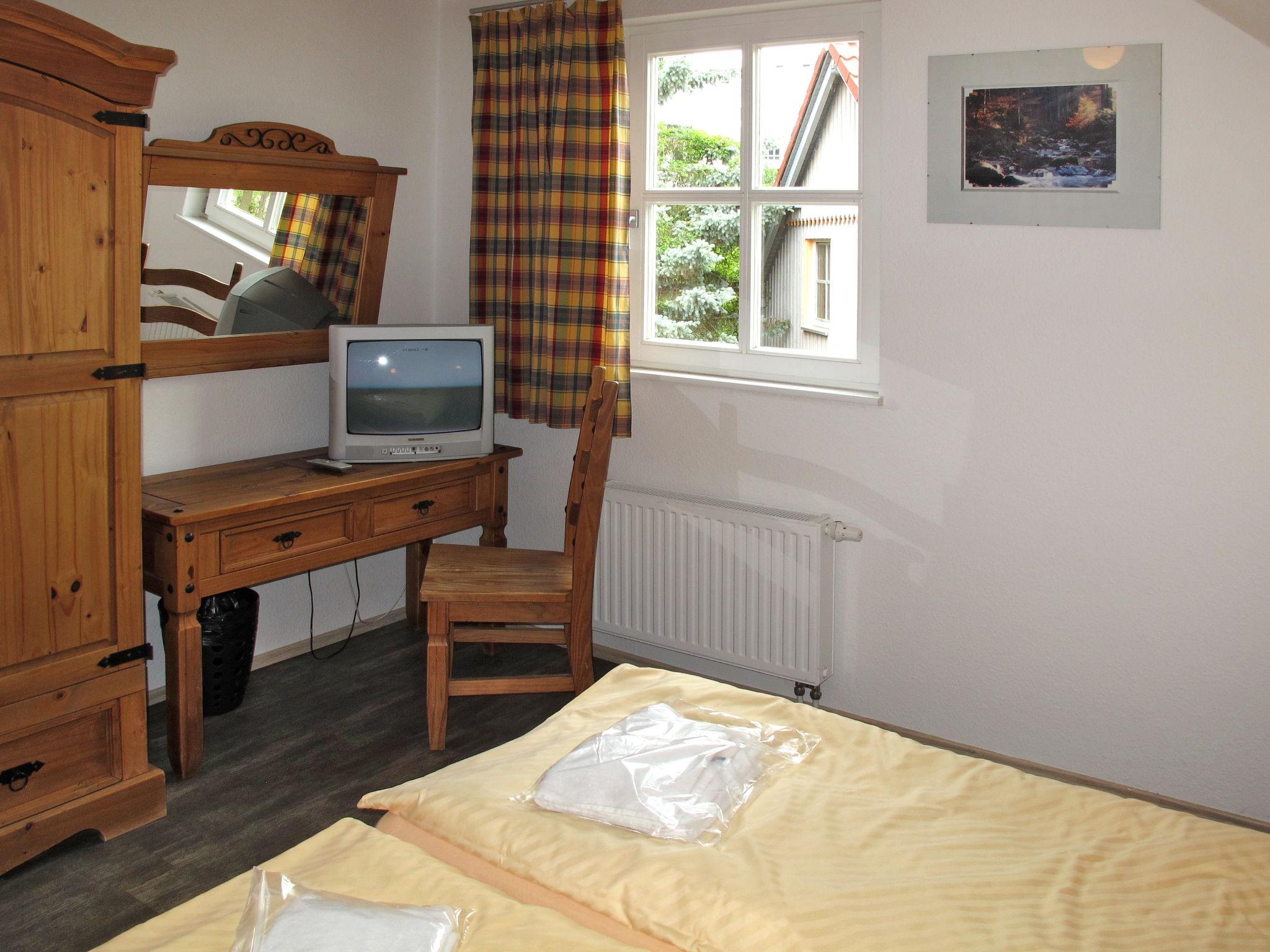 Photo 8 - Maison de 3 chambres à Wernigerode avec piscine et terrasse