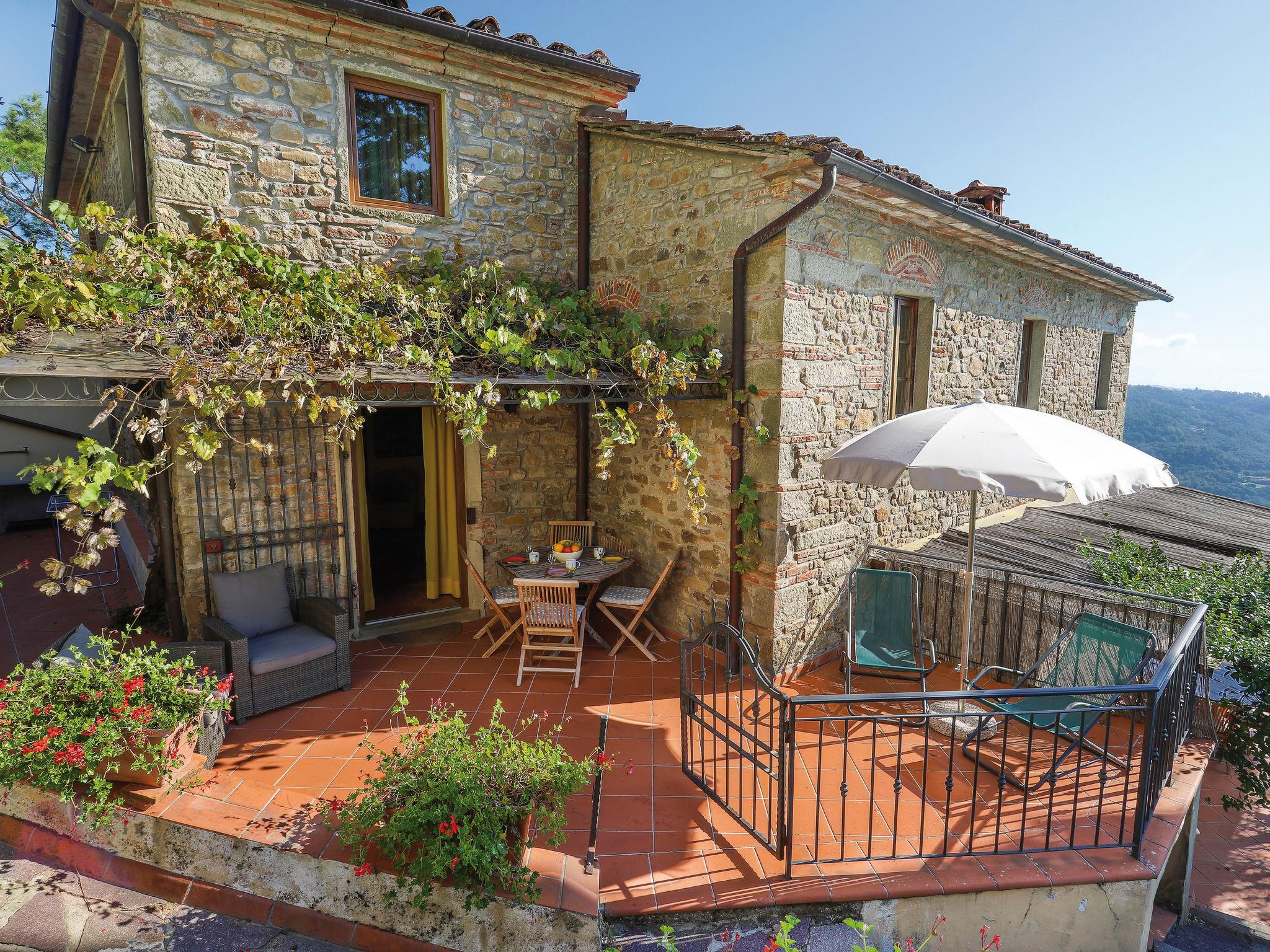 Photo 7 - Appartement de 2 chambres à Pescia avec piscine et jardin