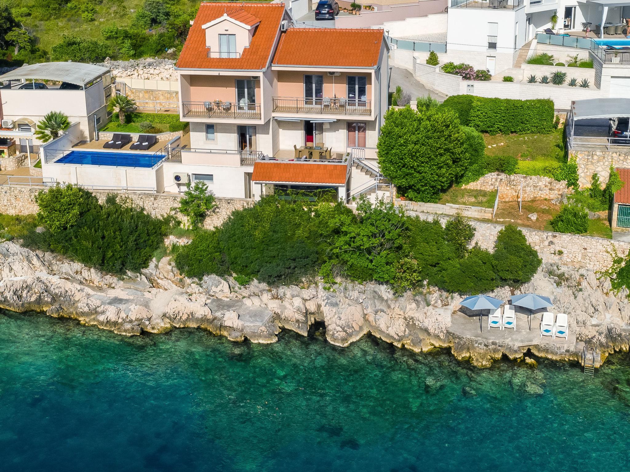 Foto 4 - Casa con 4 camere da letto a Rogoznica con piscina privata e vista mare