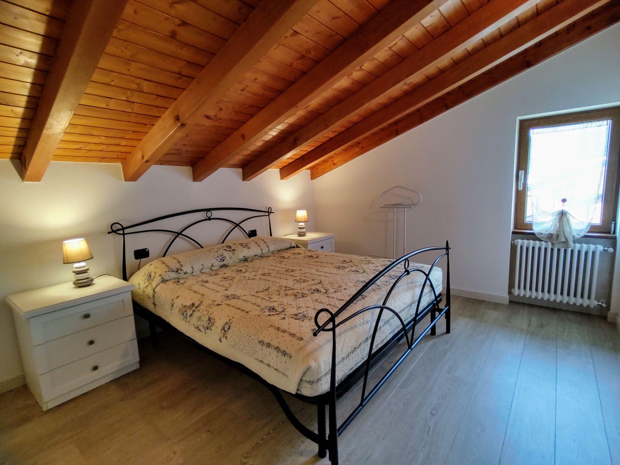 Photo 19 - 3 bedroom Apartment in Trezzone with garden and terrace