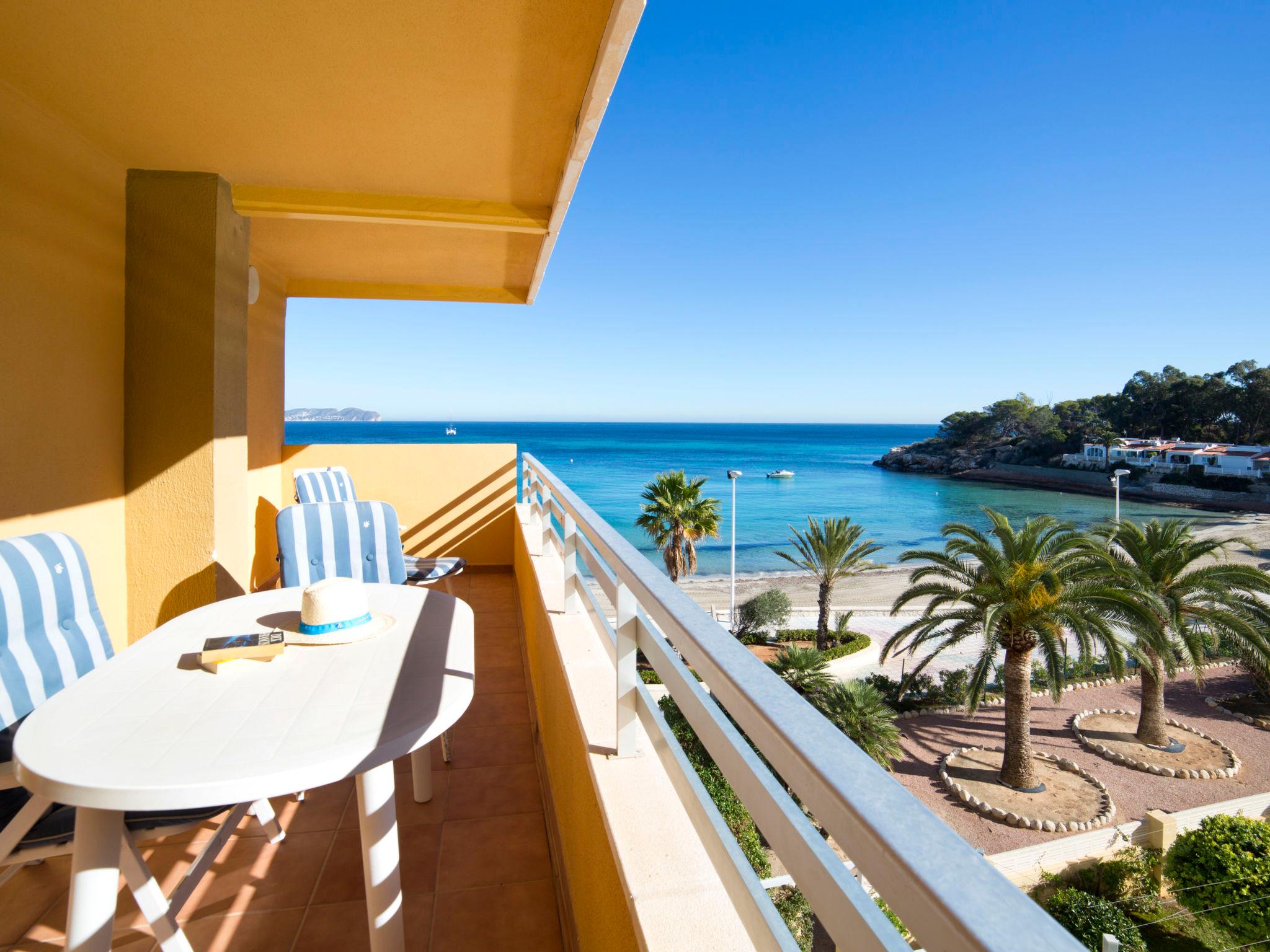 Foto 2 - Apartamento de 3 habitaciones en Calpe con piscina y vistas al mar
