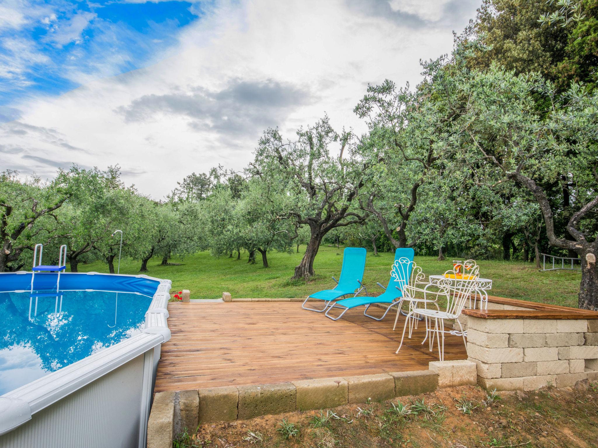 Foto 31 - Casa de 3 quartos em Pescia com piscina privada e jardim