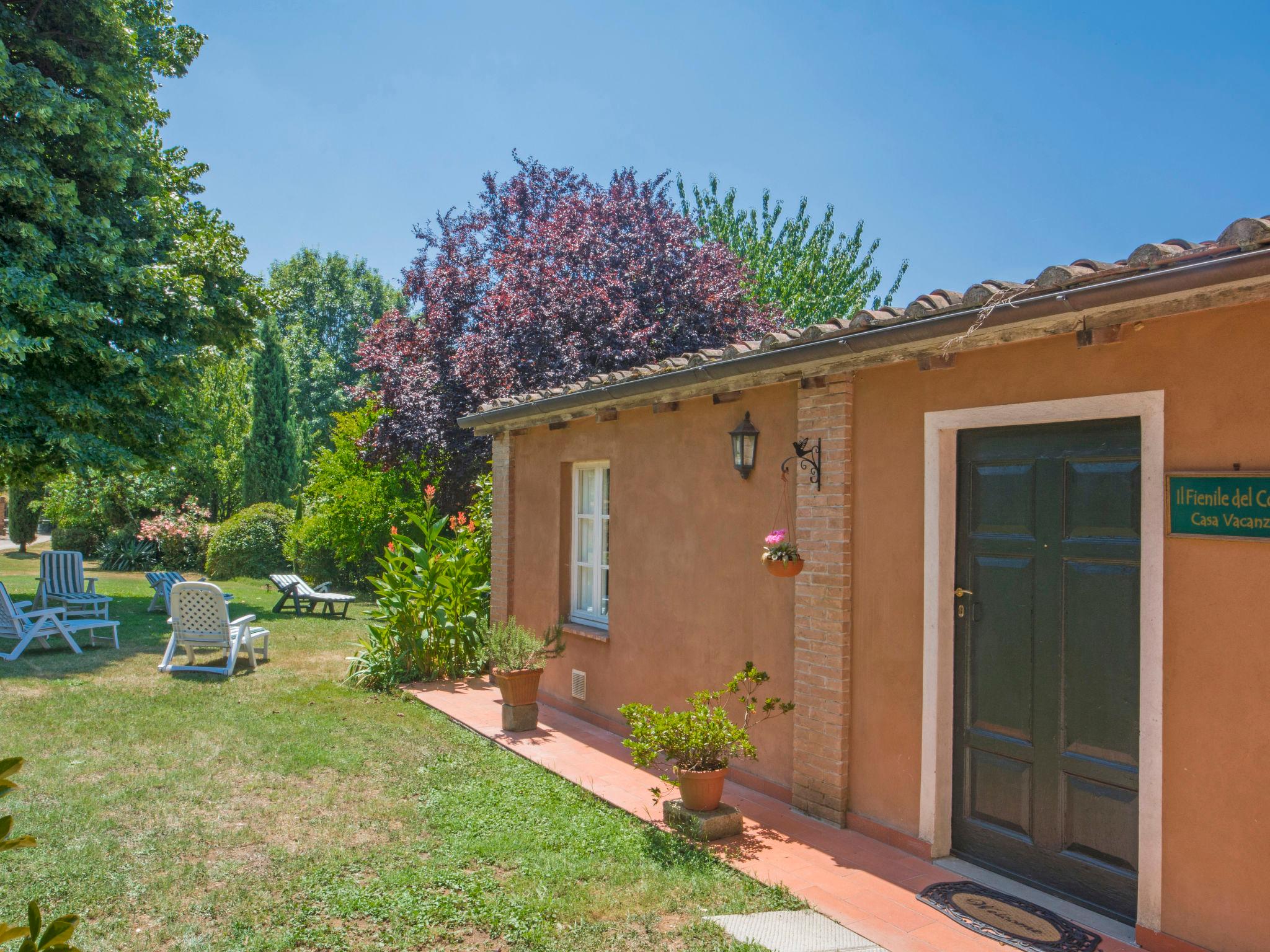 Foto 6 - Casa con 3 camere da letto a Pescia con piscina privata e giardino