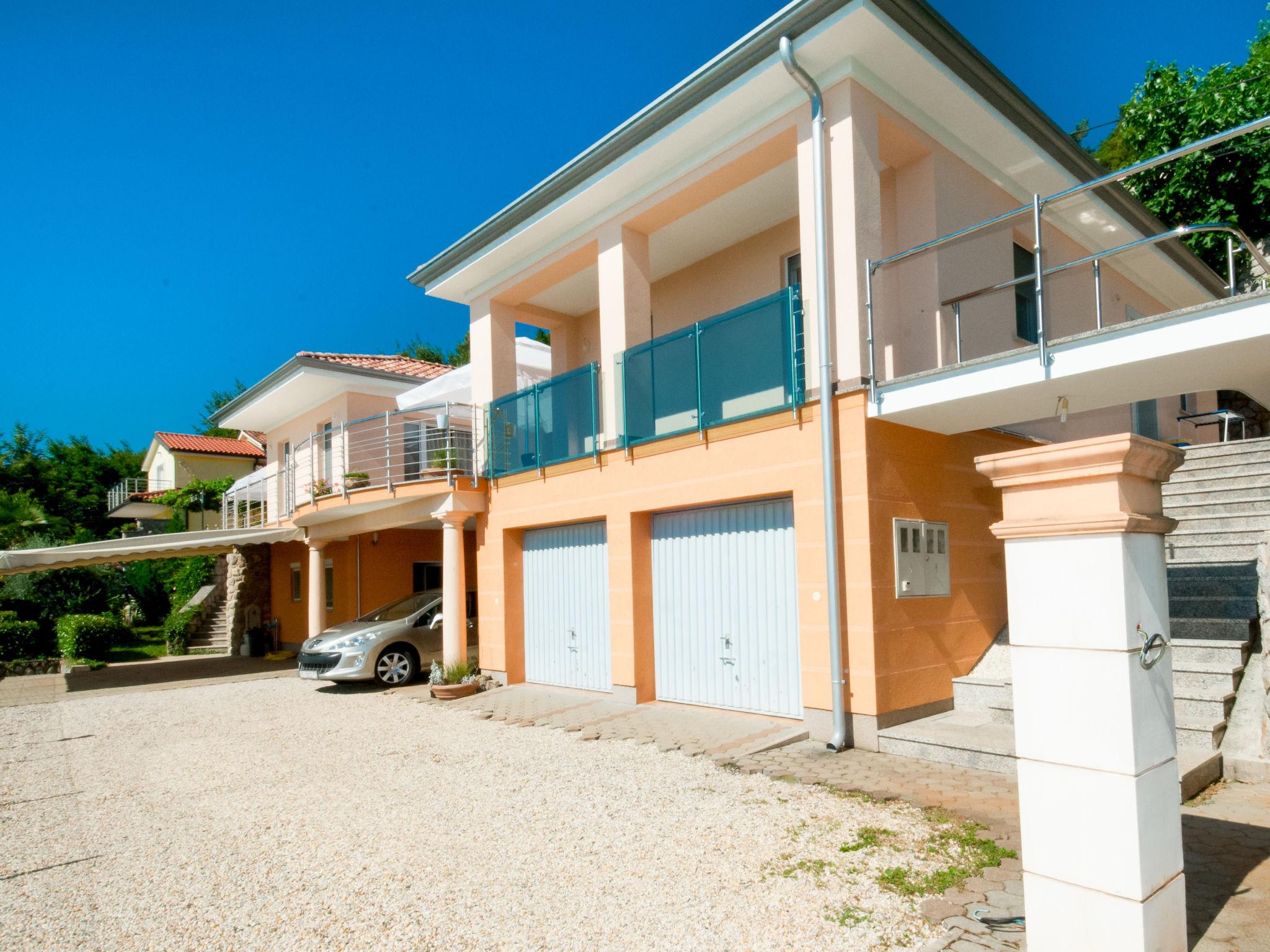 Photo 24 - Maison de 2 chambres à Lovran avec terrasse et vues à la mer