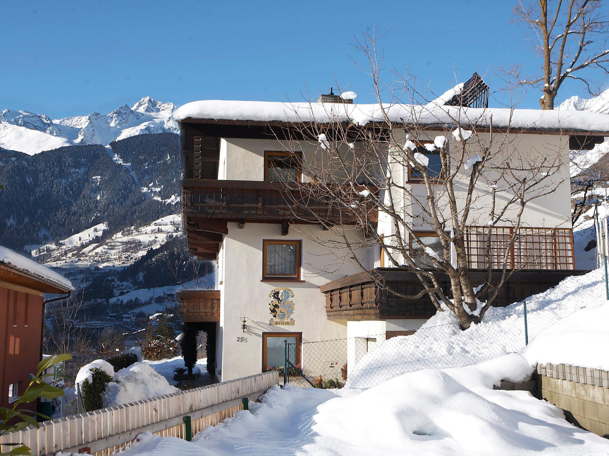 Photo 16 - Appartement de 1 chambre à Landeck avec jardin et vues sur la montagne