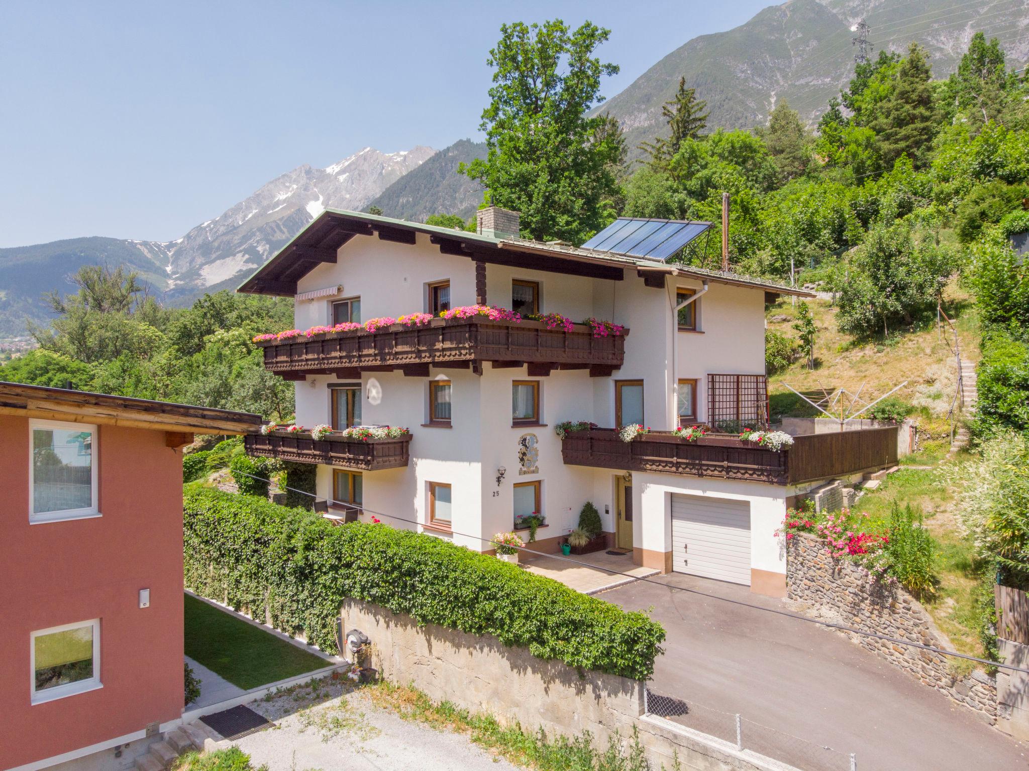 Photo 1 - Appartement de 1 chambre à Landeck avec jardin et vues sur la montagne