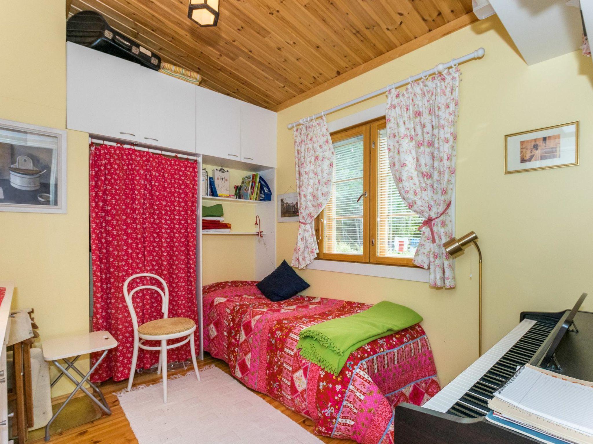 Foto 9 - Haus mit 3 Schlafzimmern in Lohja mit sauna