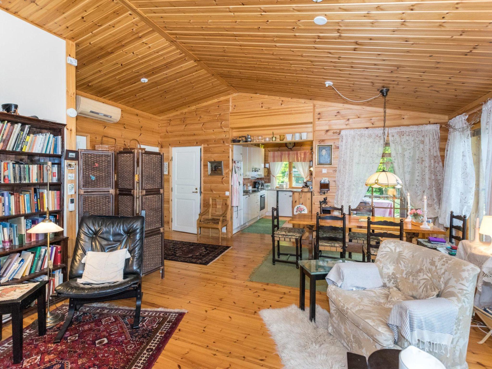 Foto 5 - Casa de 3 habitaciones en Lohja con sauna