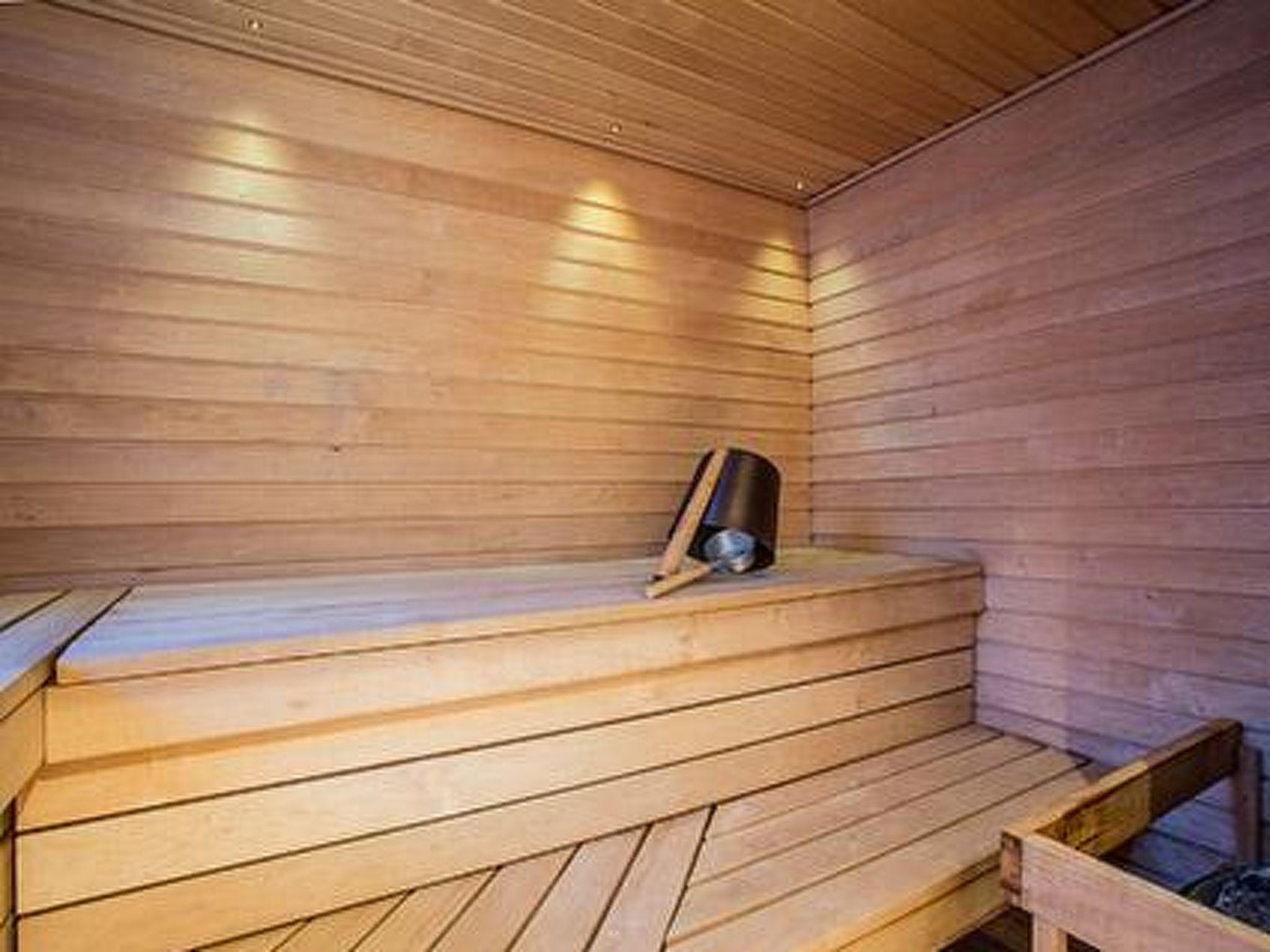 Foto 10 - Casa de 3 habitaciones en Kittilä con sauna y vistas a la montaña