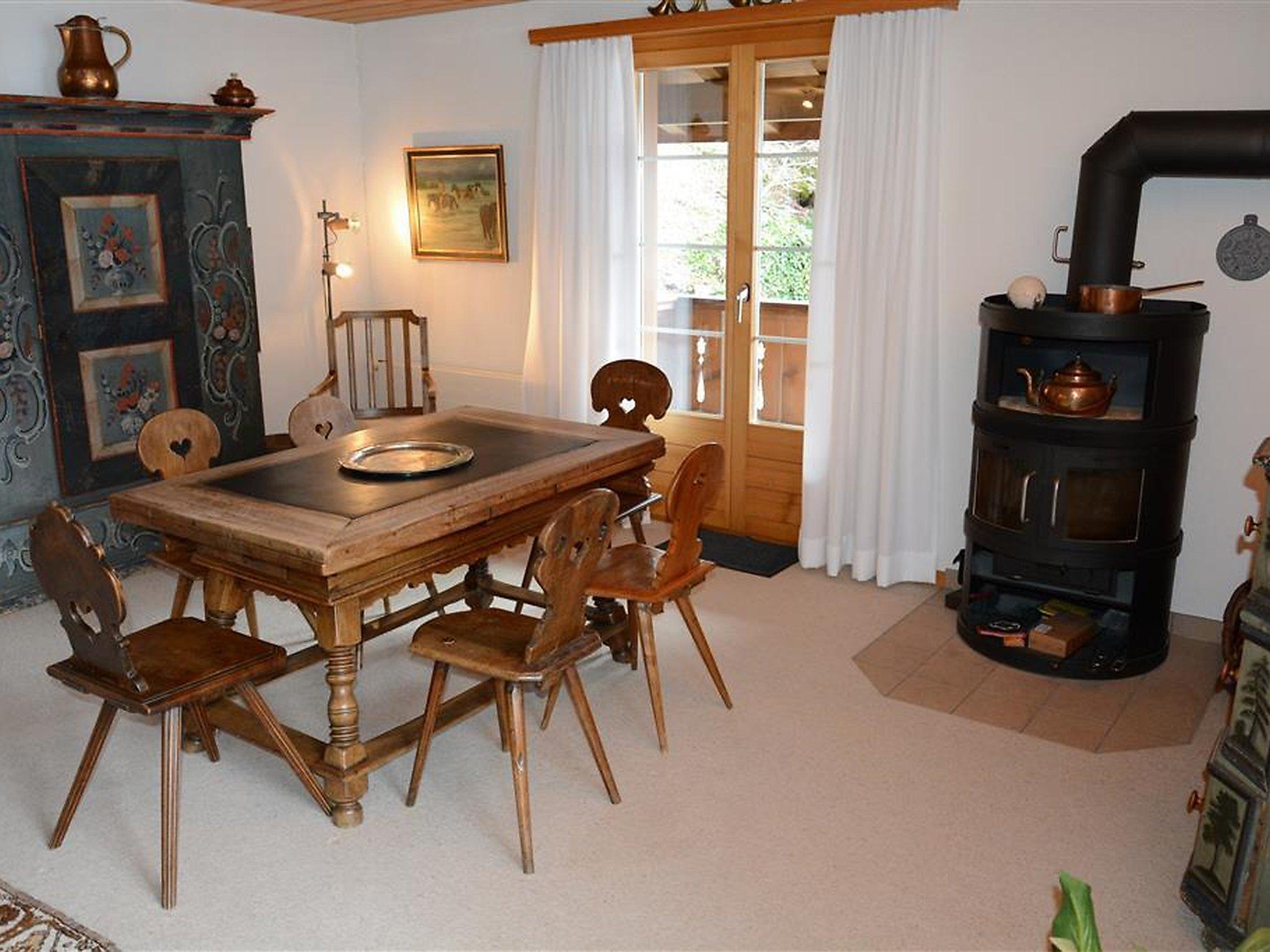 Photo 11 - 2 bedroom Apartment in Zweisimmen