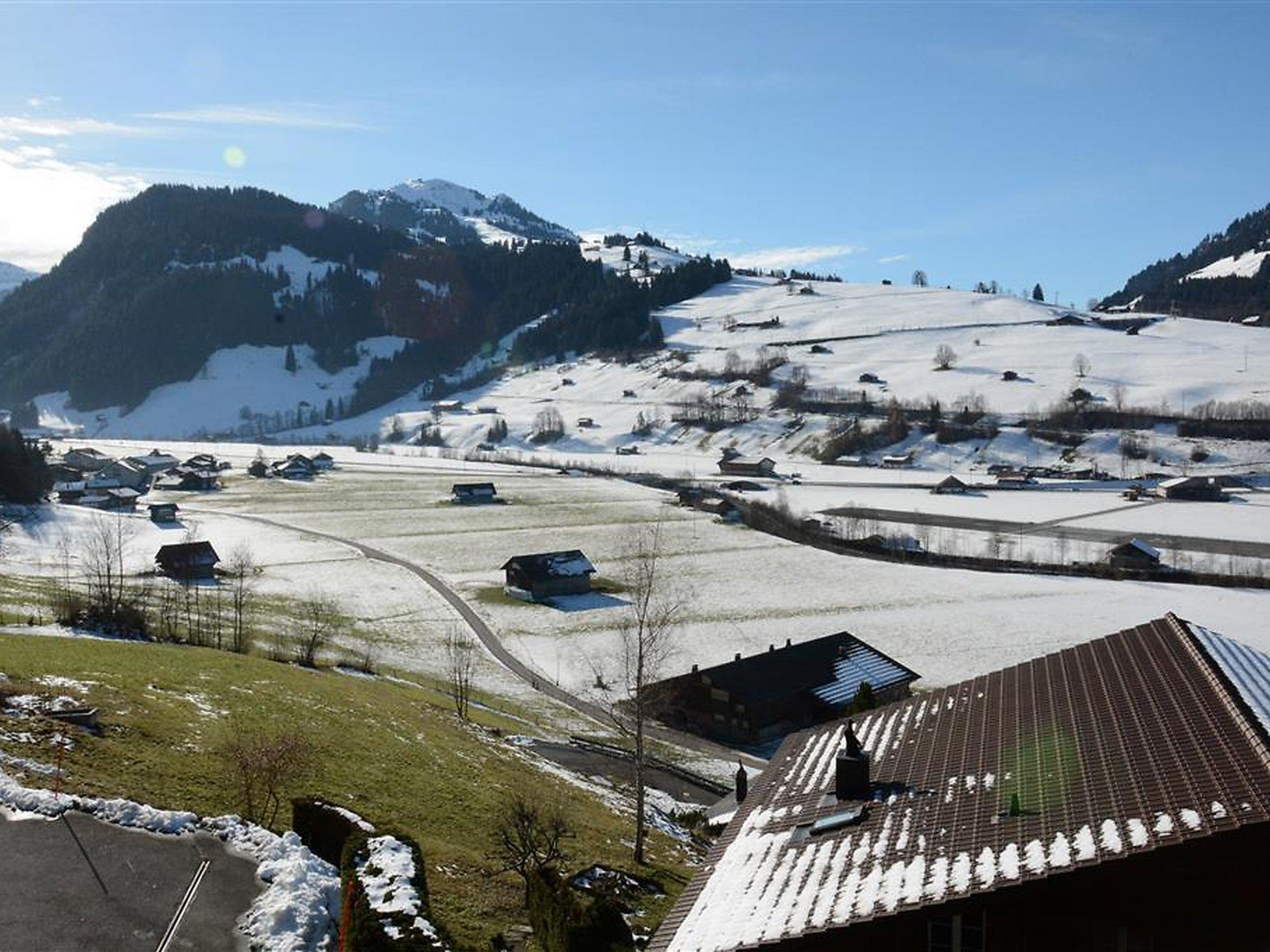 Foto 6 - Apartamento de 2 quartos em Zweisimmen