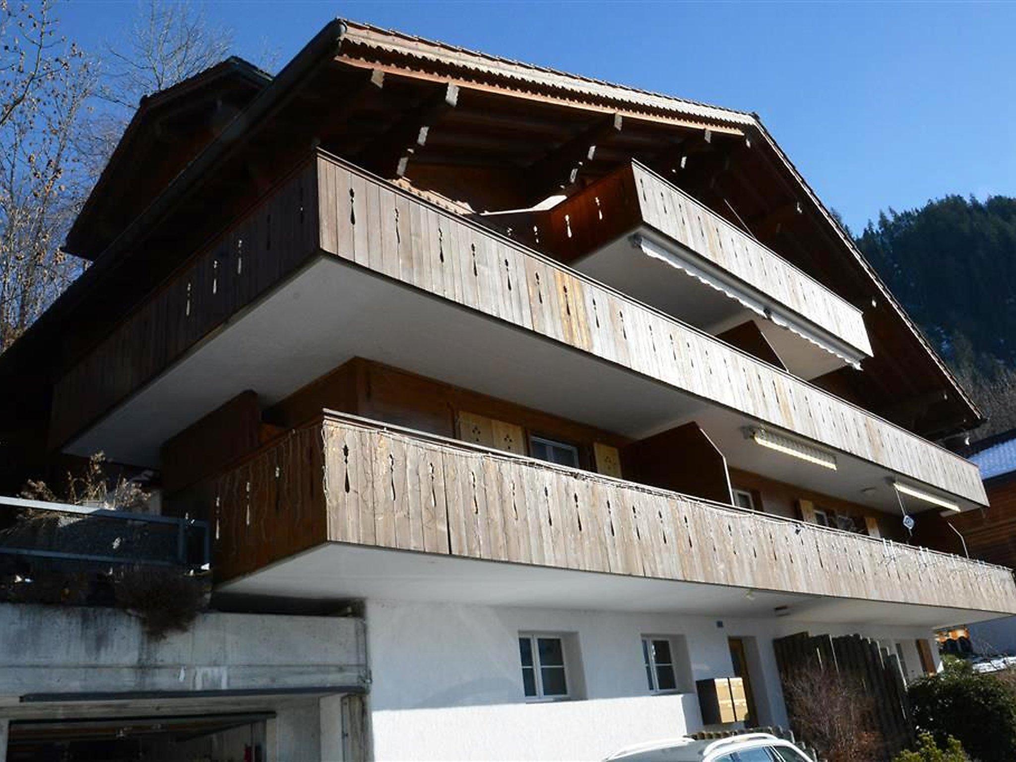 Photo 2 - 2 bedroom Apartment in Zweisimmen