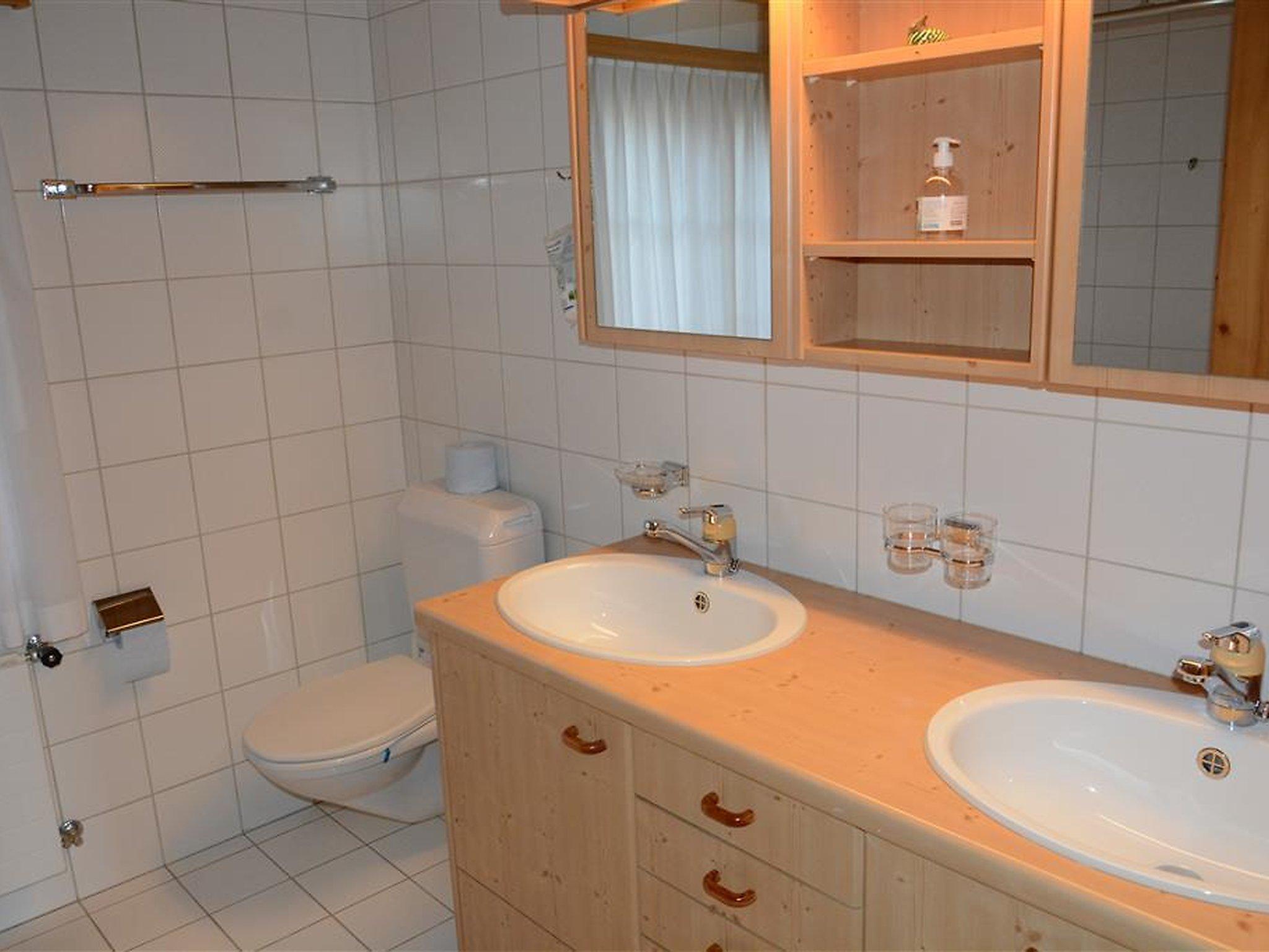 Foto 24 - Appartamento con 2 camere da letto a Zweisimmen