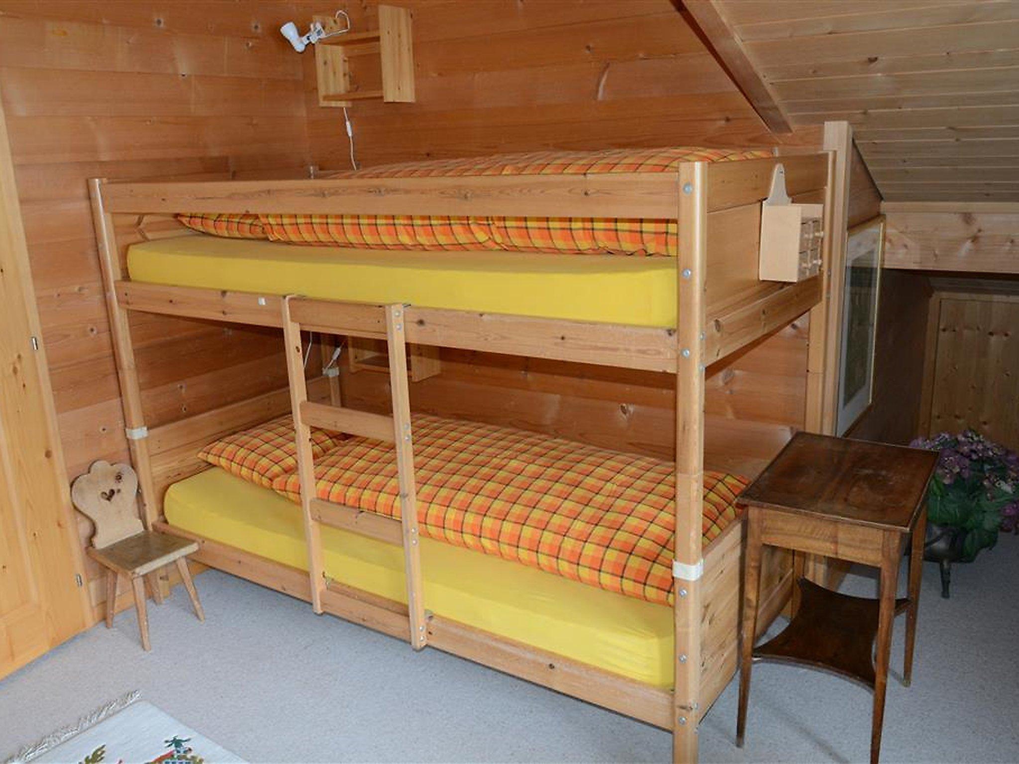Foto 17 - Appartamento con 2 camere da letto a Zweisimmen