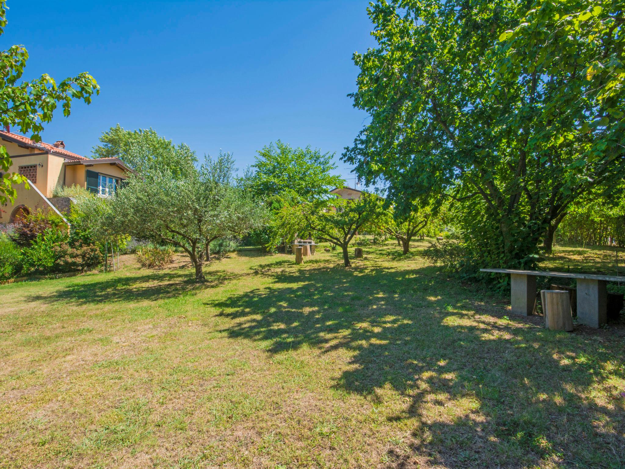 Photo 4 - Maison de 2 chambres à Massarosa avec jardin et vues à la mer