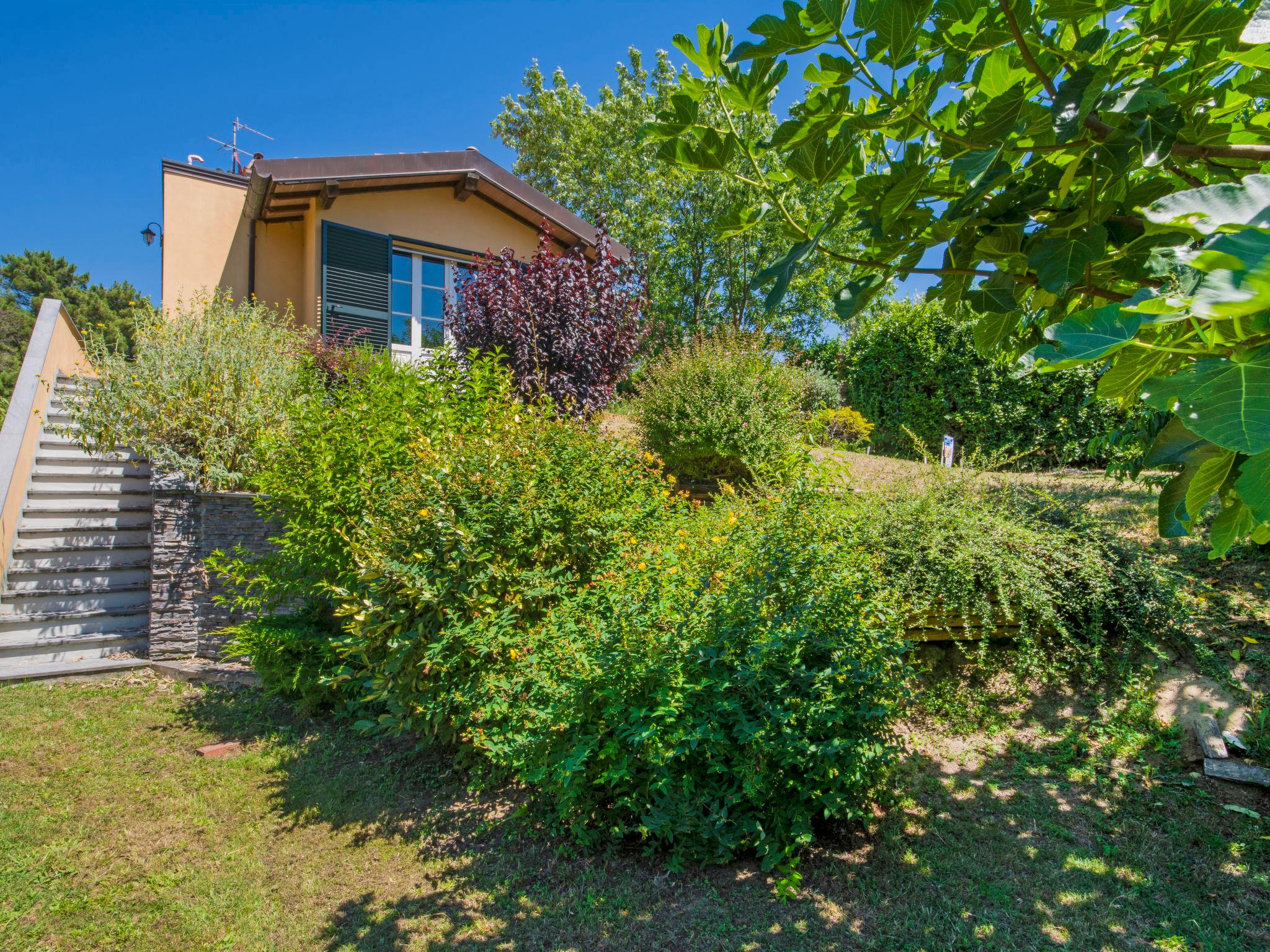 Photo 23 - Maison de 2 chambres à Massarosa avec jardin et terrasse