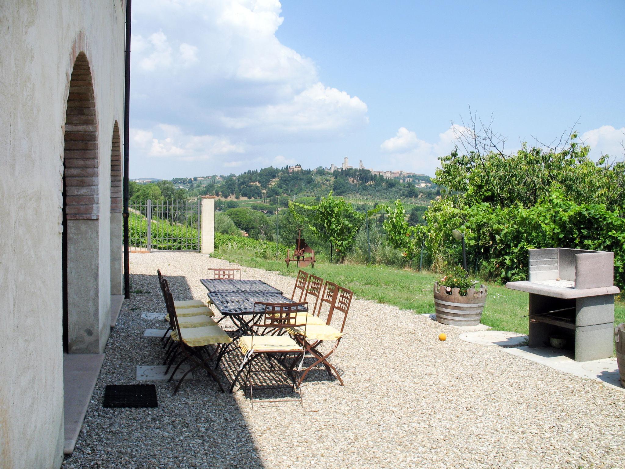 Foto 13 - Casa con 5 camere da letto a San Gimignano con piscina privata e giardino