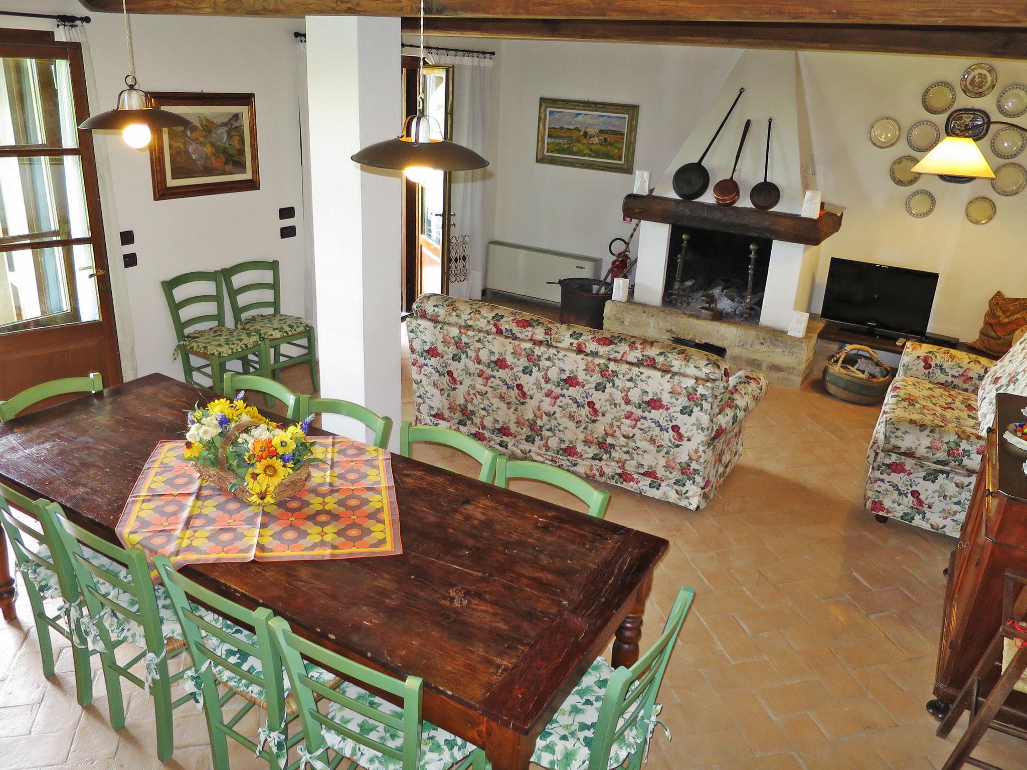 Foto 8 - Haus mit 5 Schlafzimmern in San Gimignano mit privater pool und garten
