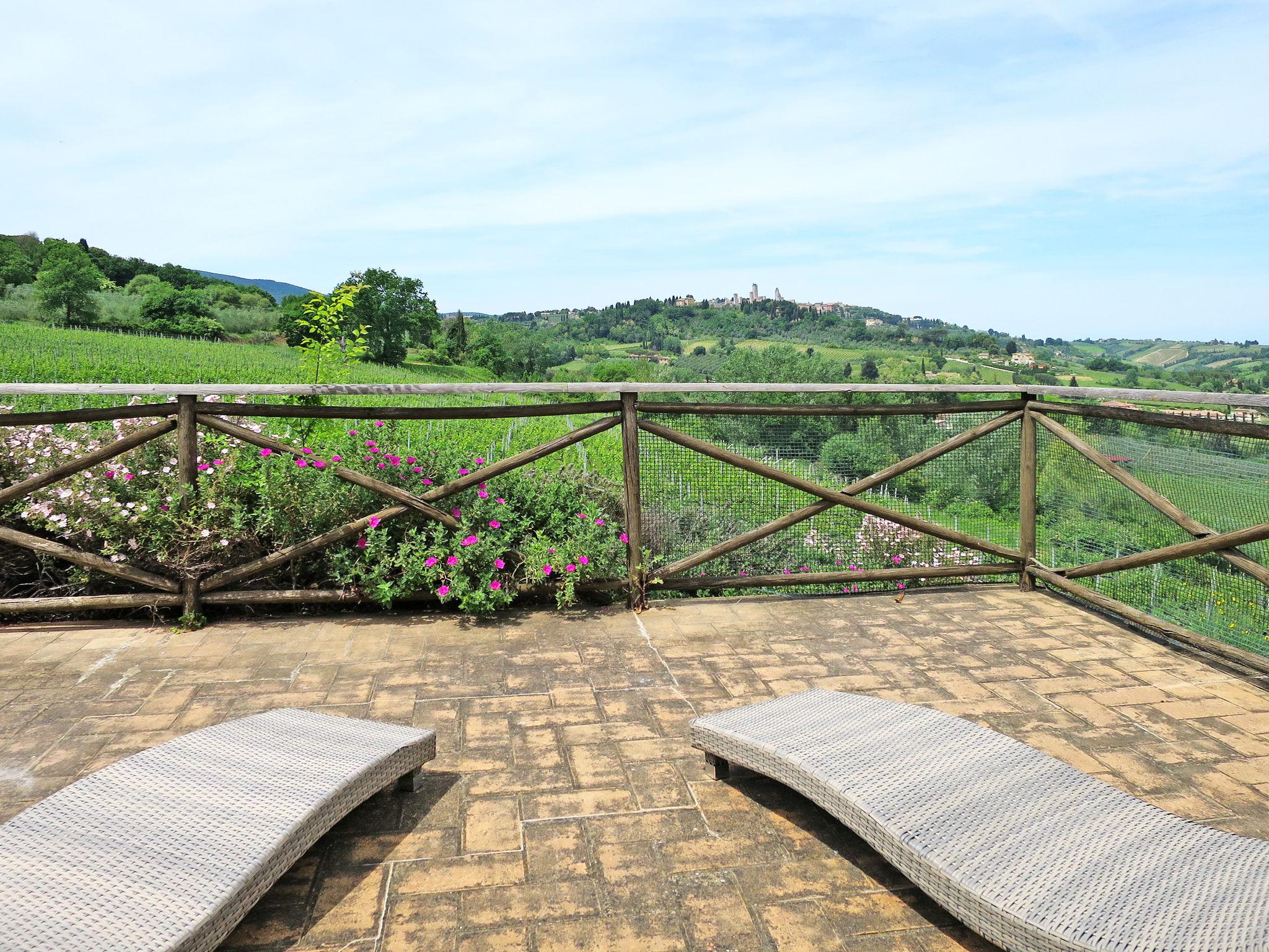 Foto 30 - Casa de 5 quartos em San Gimignano com piscina privada e jardim