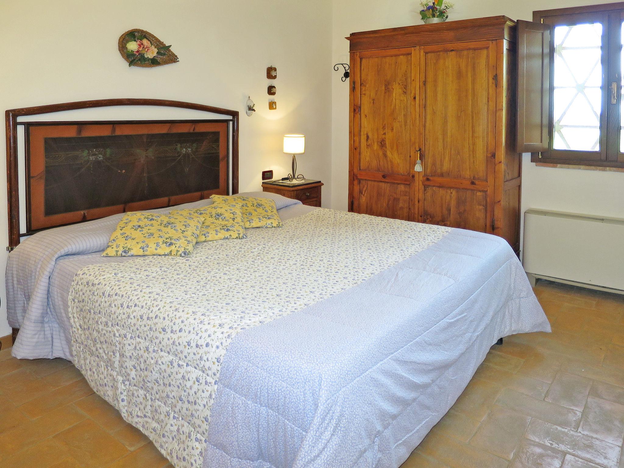 Photo 17 - 5 bedroom House in San Gimignano with private pool and garden