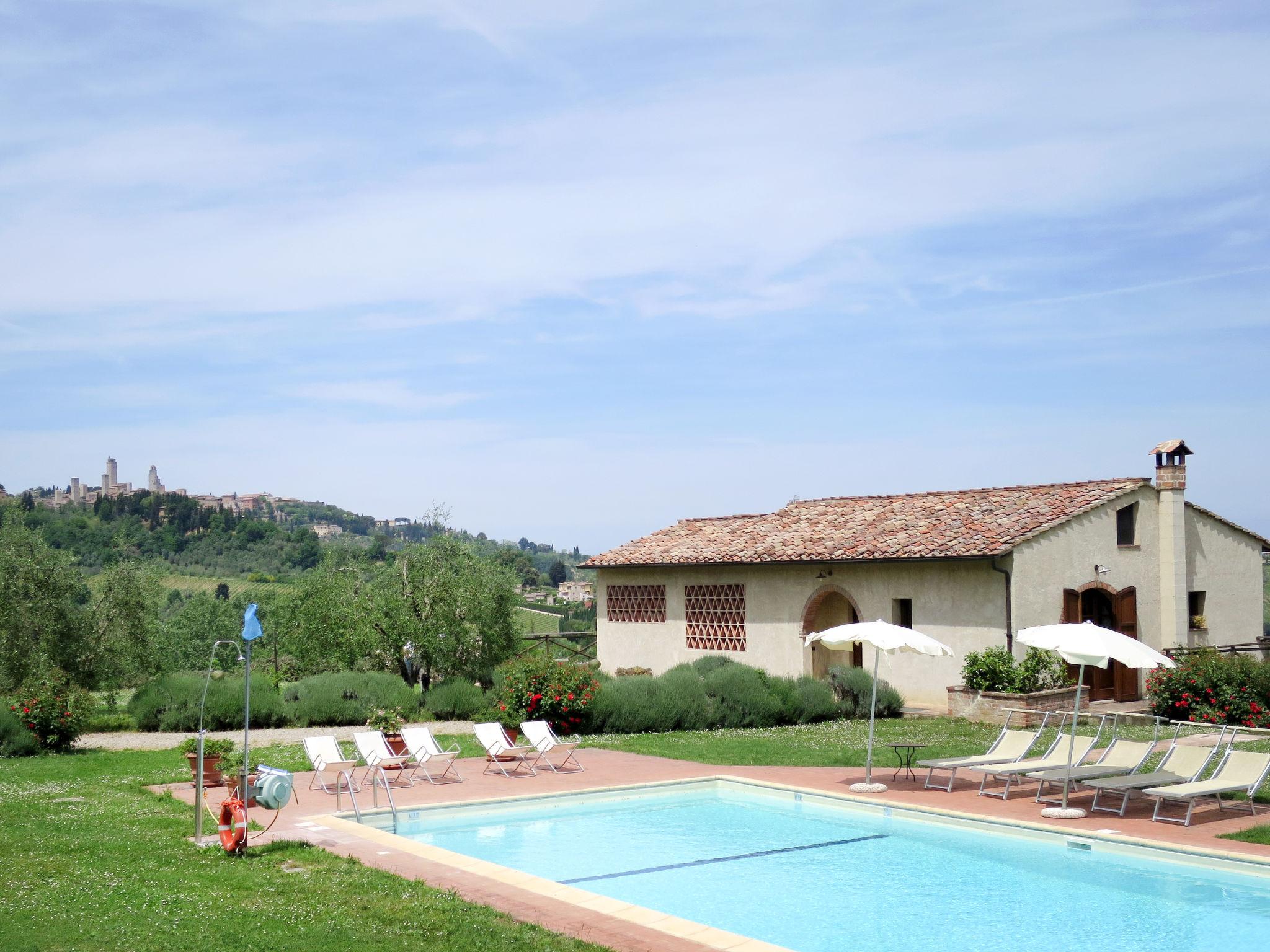 Foto 28 - Casa de 5 quartos em San Gimignano com piscina privada e jardim