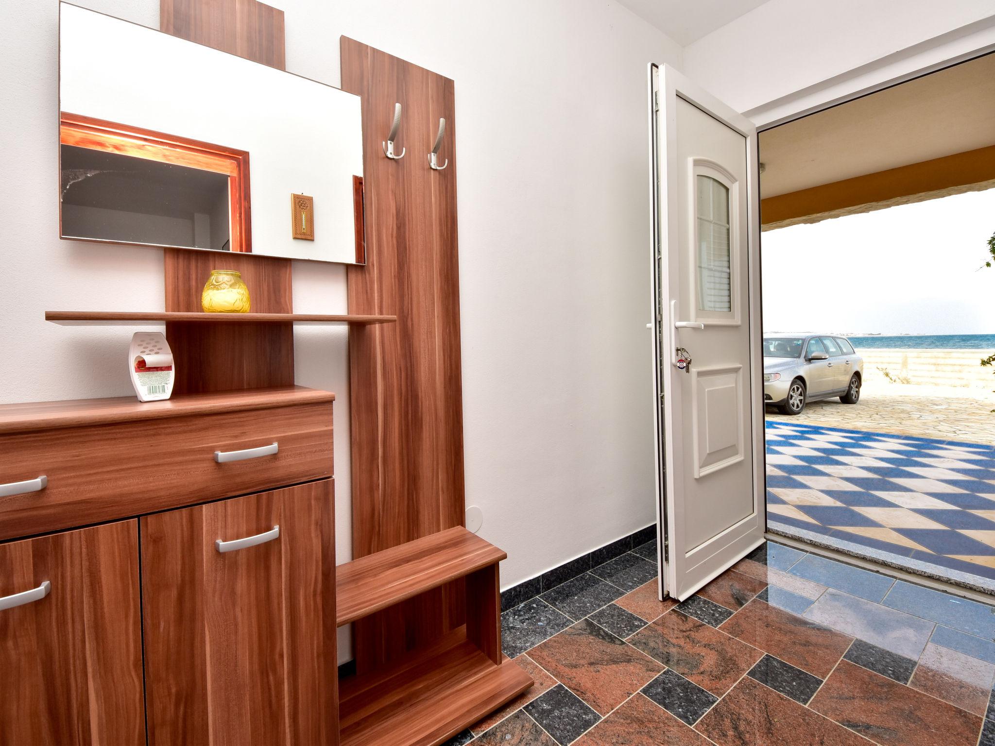 Photo 14 - Appartement de 2 chambres à Vir avec terrasse et vues à la mer