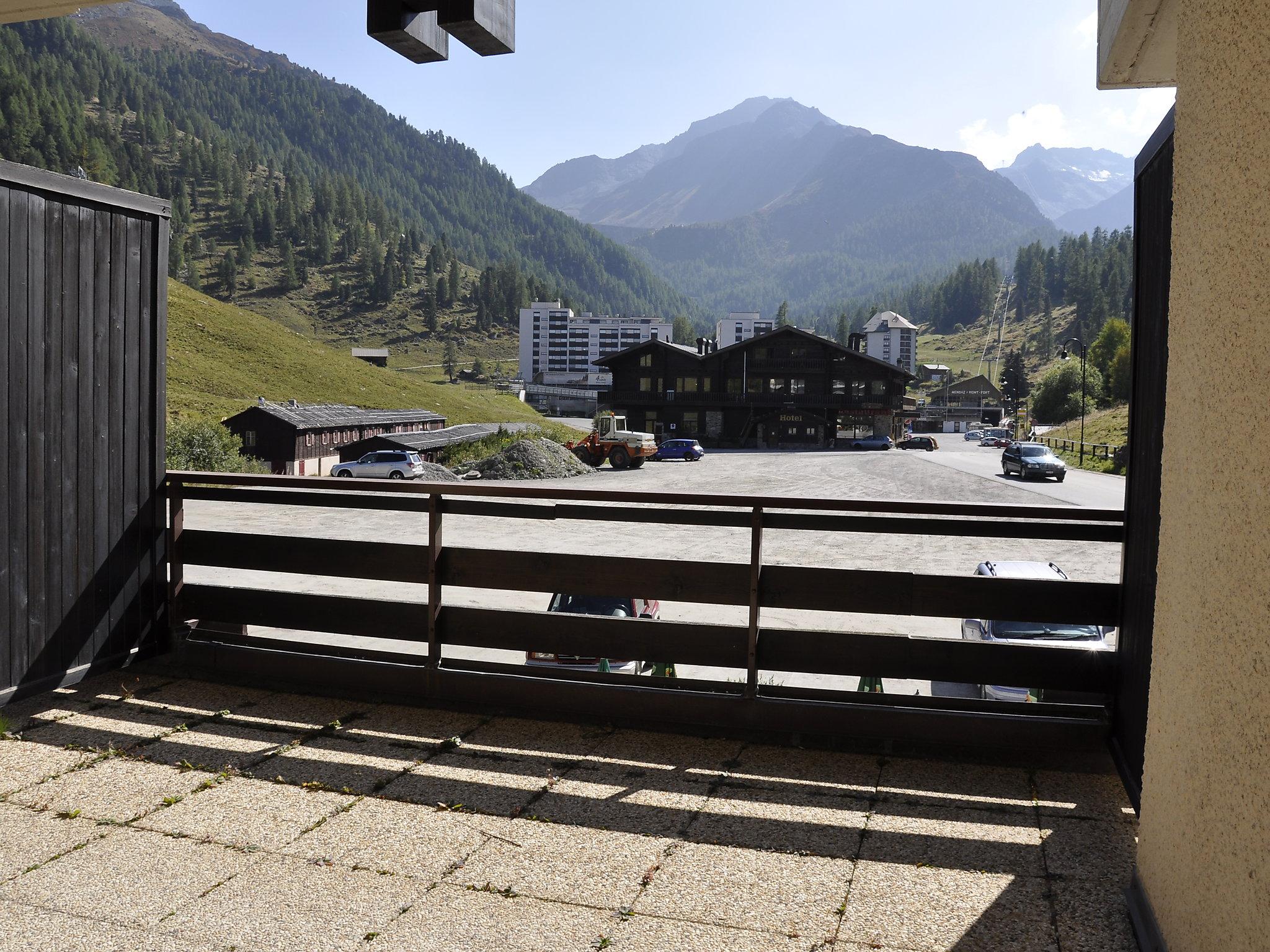 Foto 5 - Appartamento con 2 camere da letto a Nendaz con vista sulle montagne