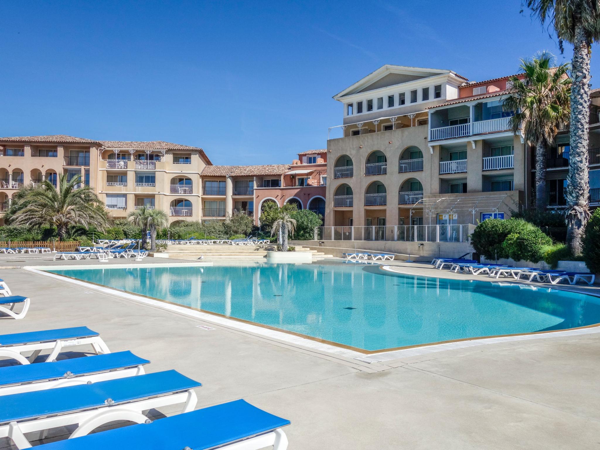 Photo 1 - Appartement de 1 chambre à Six-Fours-les-Plages avec piscine et jardin