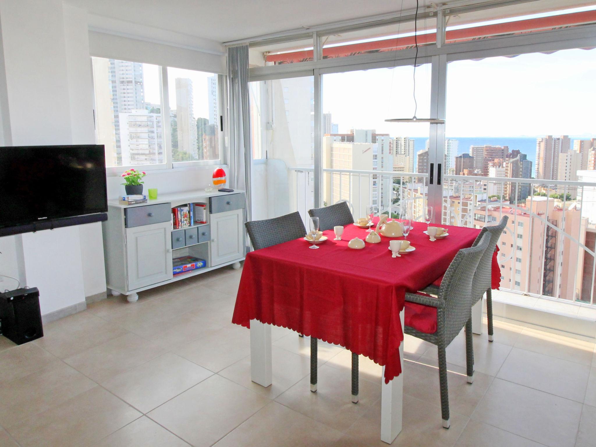 Foto 5 - Apartamento de 1 habitación en Benidorm con piscina y vistas al mar