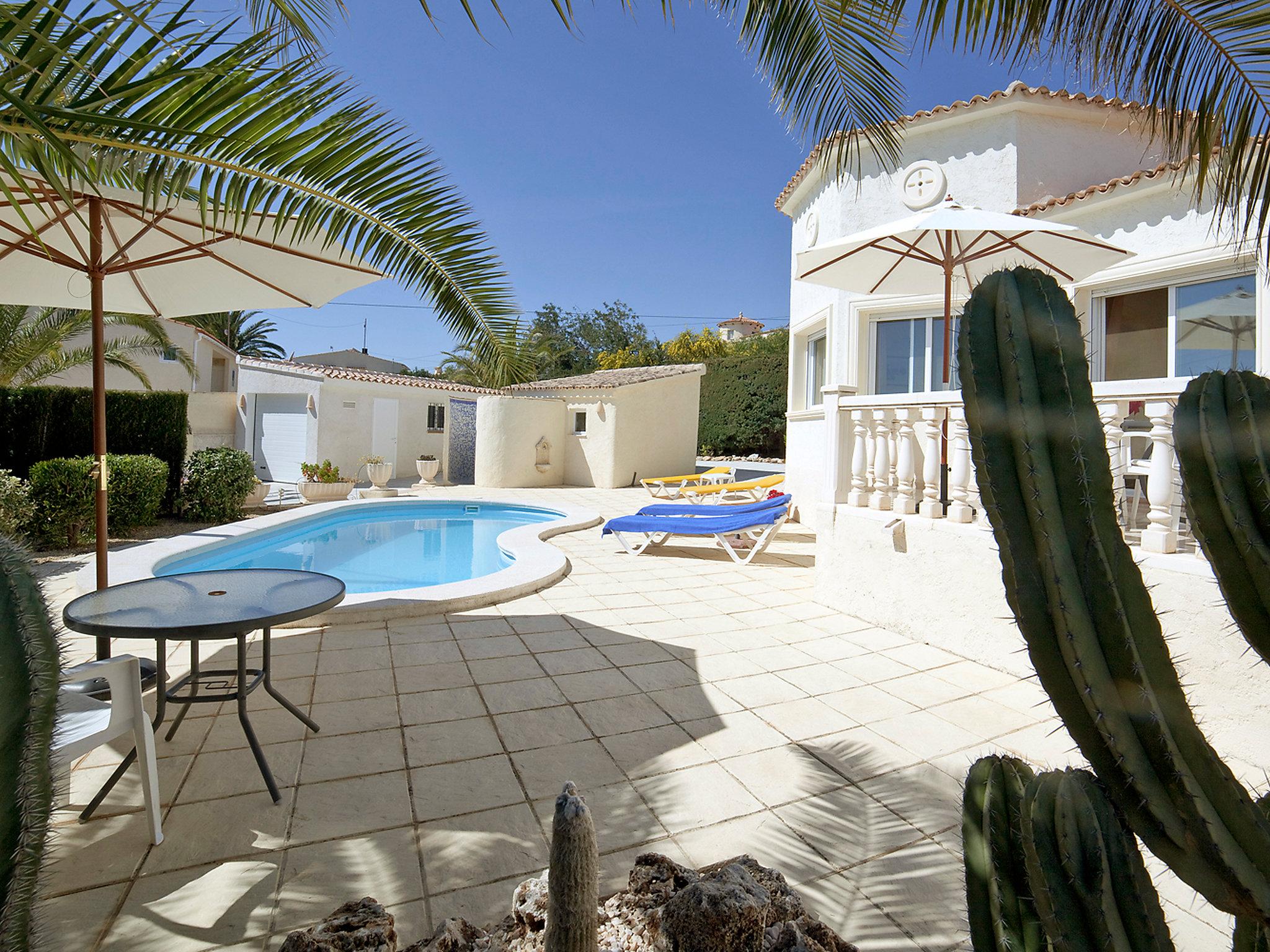 Foto 15 - Casa de 3 habitaciones en Calpe con piscina privada y vistas al mar