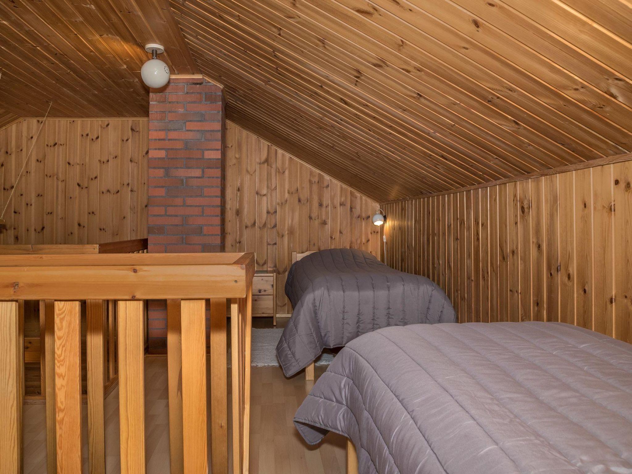 Foto 12 - Casa de 1 habitación en Kolari con sauna y vistas a la montaña