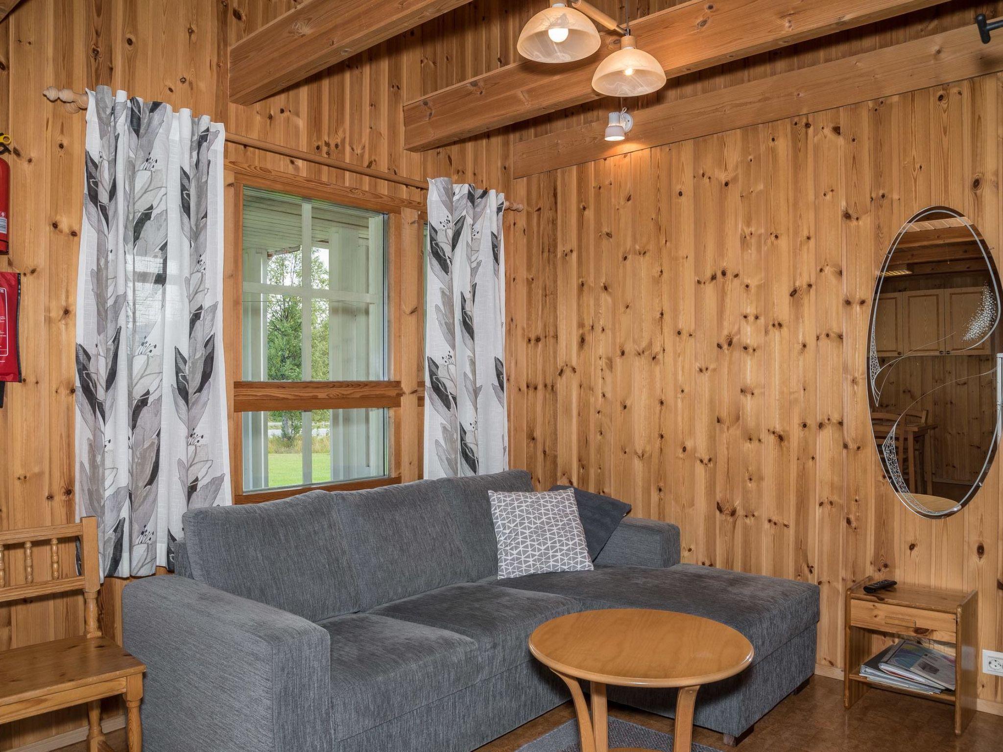 Foto 5 - Casa de 1 habitación en Kolari con sauna y vistas a la montaña