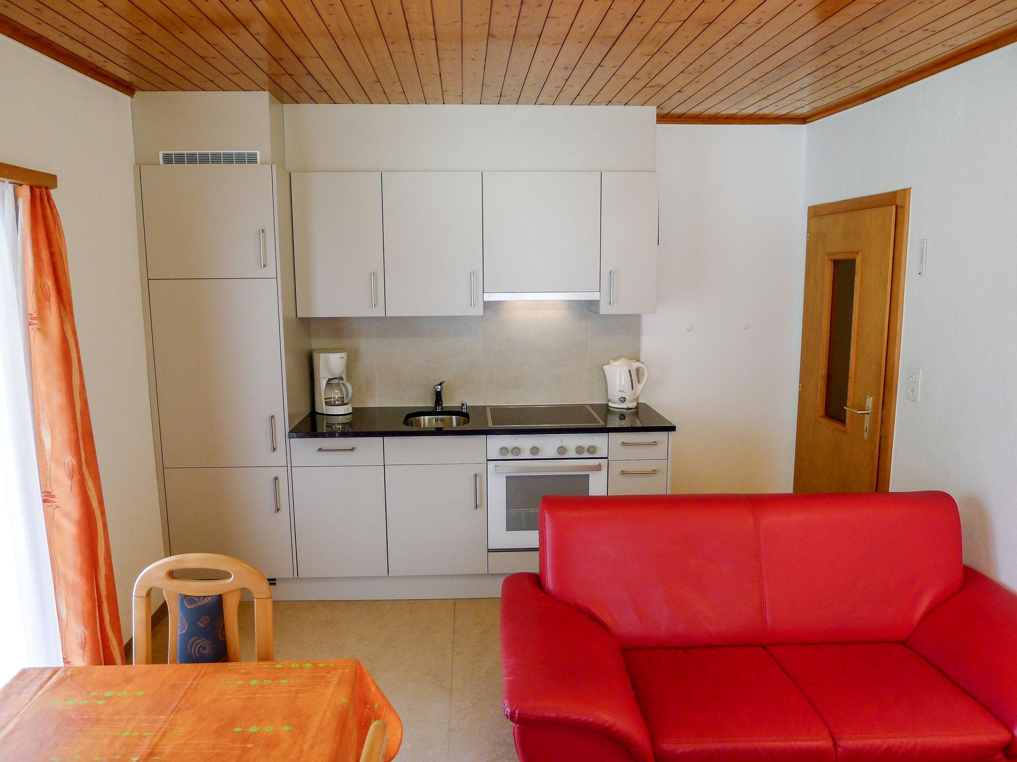 Photo 8 - 2 bedroom Apartment in Embd with garden and mountain view