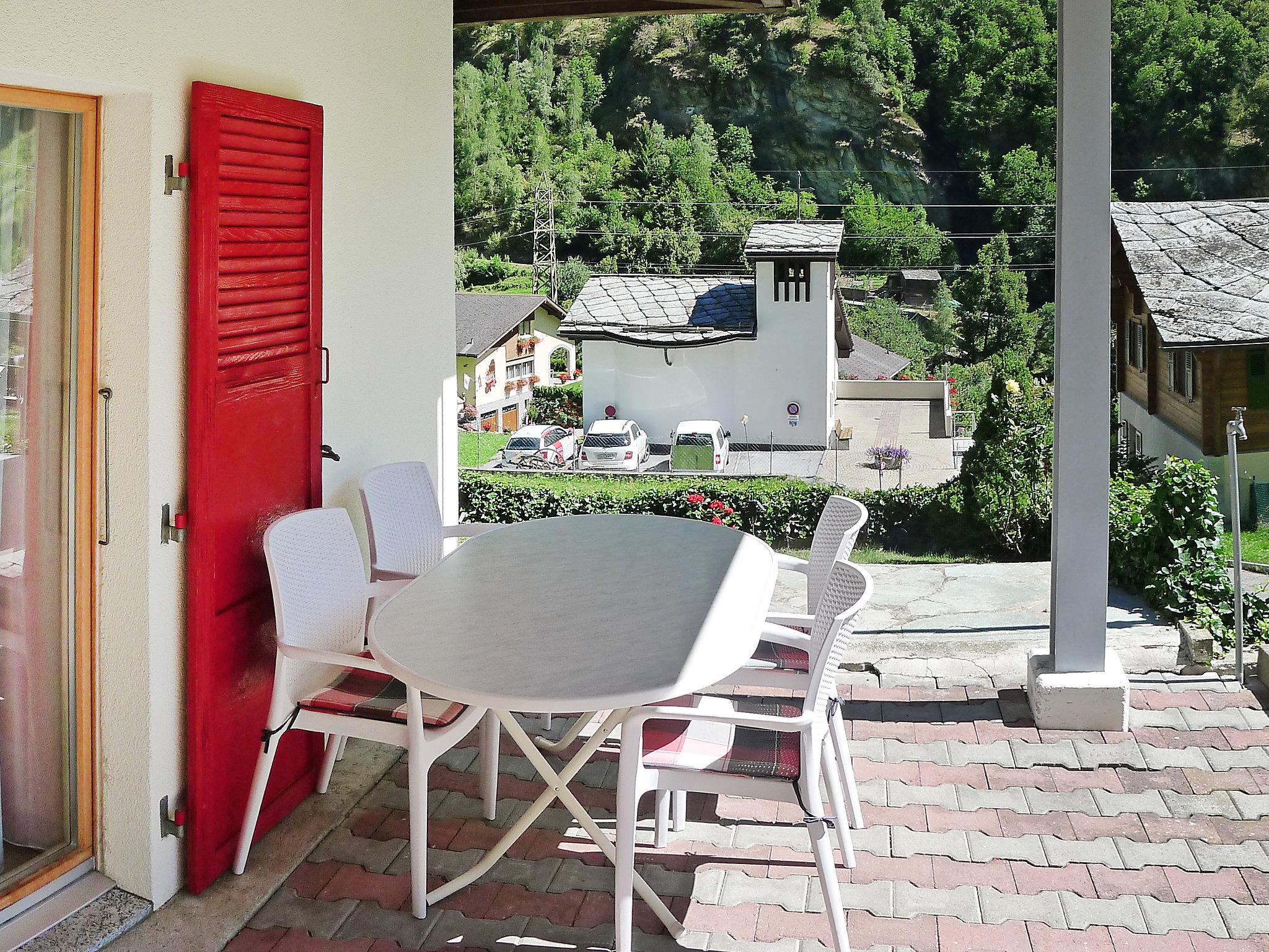 Photo 4 - 2 bedroom Apartment in Embd with garden and mountain view