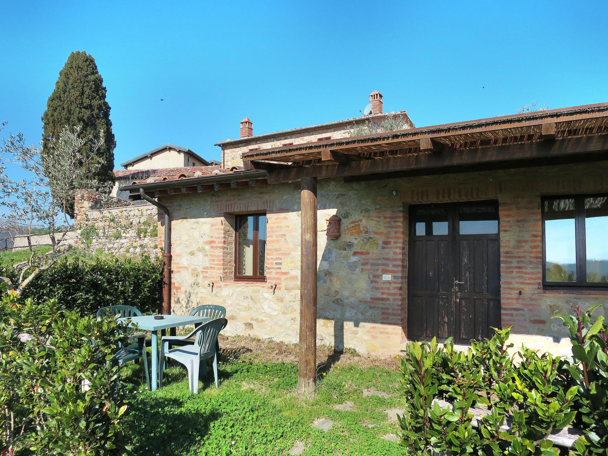 Photo 26 - Maison de 1 chambre à Monticiano avec piscine et jardin