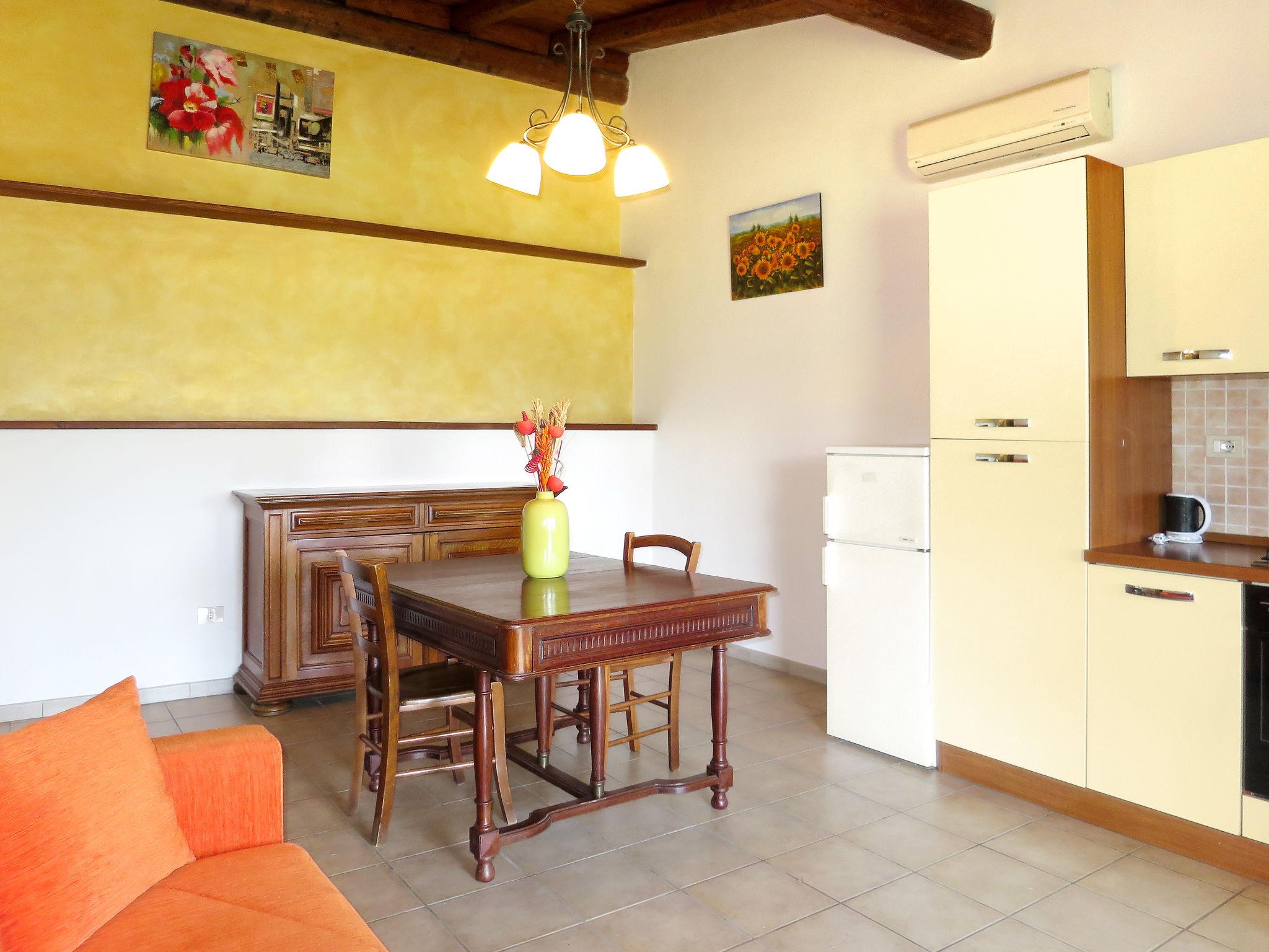 Photo 9 - 1 bedroom House in Monticiano with swimming pool and garden