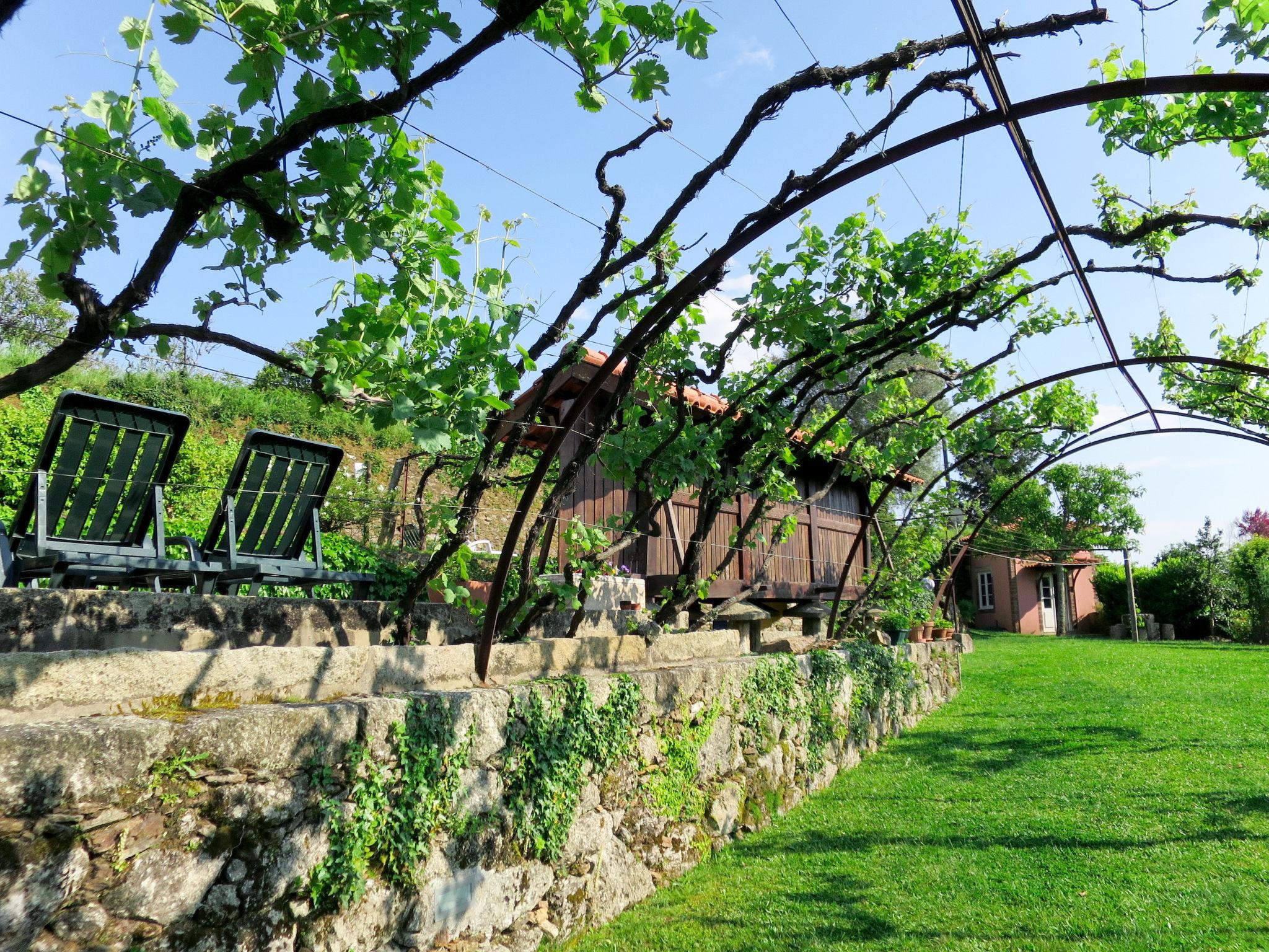 Photo 45 - Maison de 5 chambres à Ponte de Lima avec piscine privée et jardin