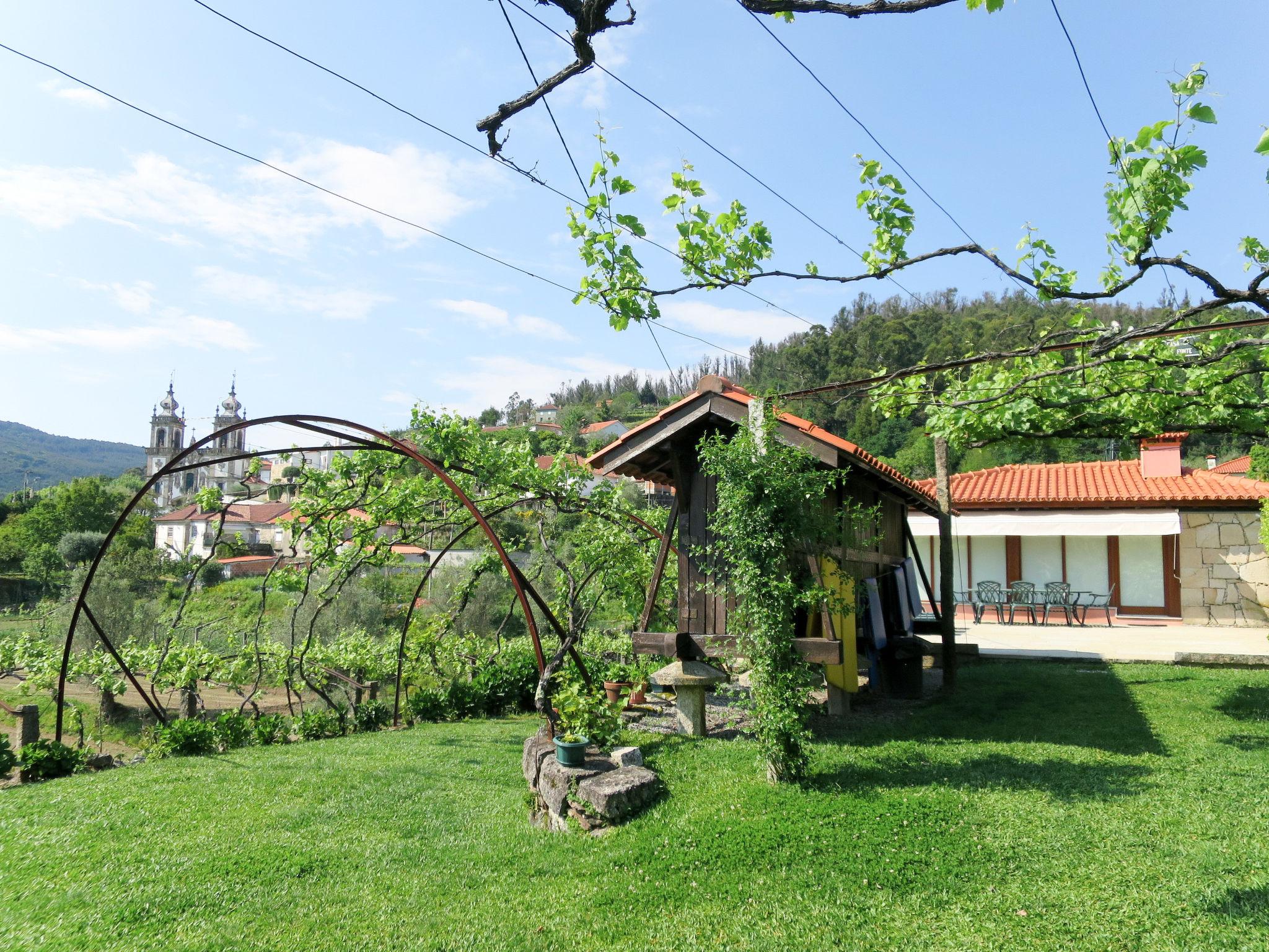 Foto 44 - Casa con 5 camere da letto a Ponte de Lima con piscina privata e giardino