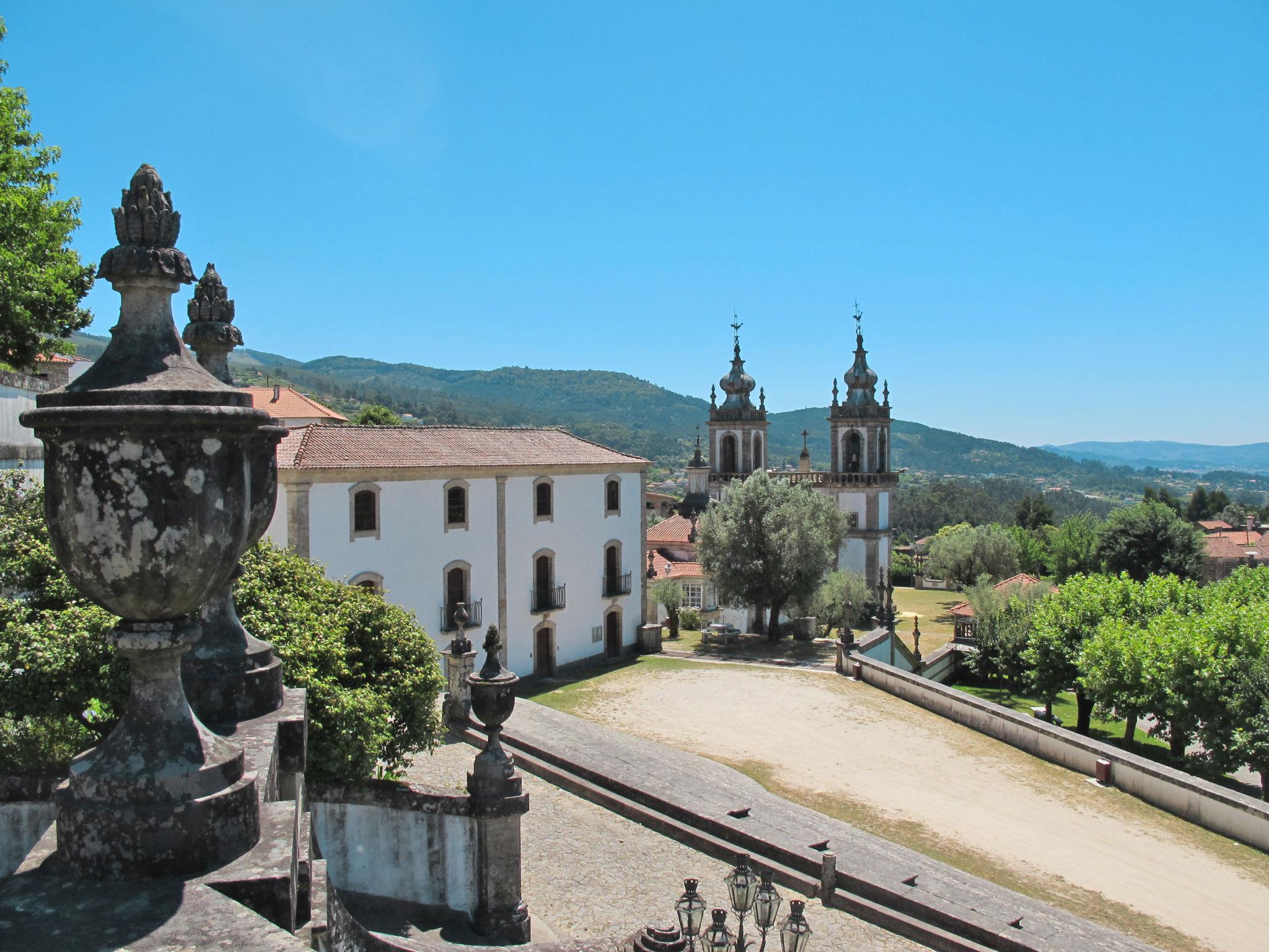 Photo 63 - 5 bedroom House in Ponte de Lima with private pool and garden