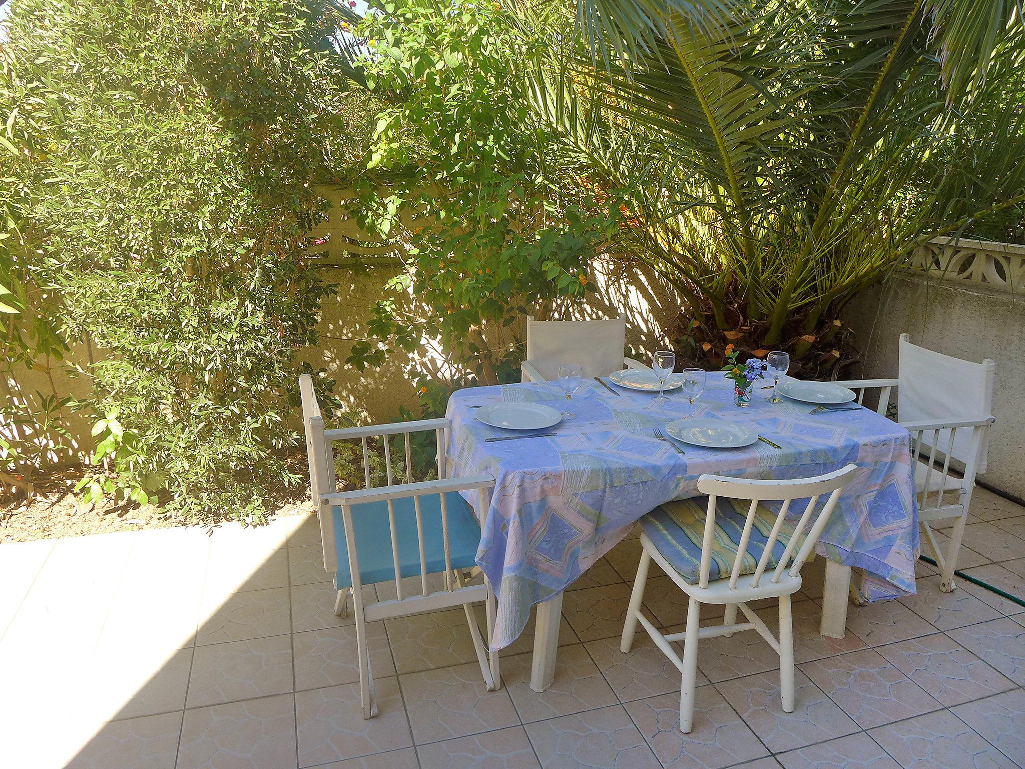 Photo 18 - 3 bedroom House in Canet-en-Roussillon with terrace