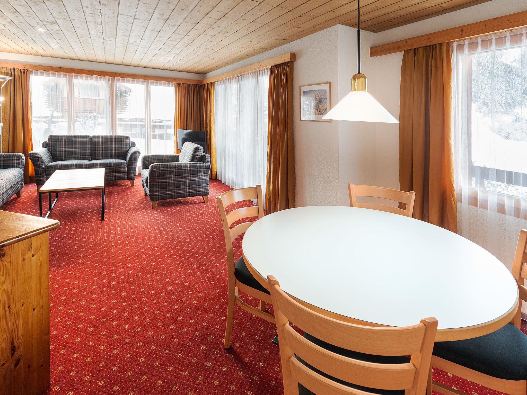 Foto 13 - Apartamento de 2 habitaciones en Grindelwald con terraza y vistas a la montaña