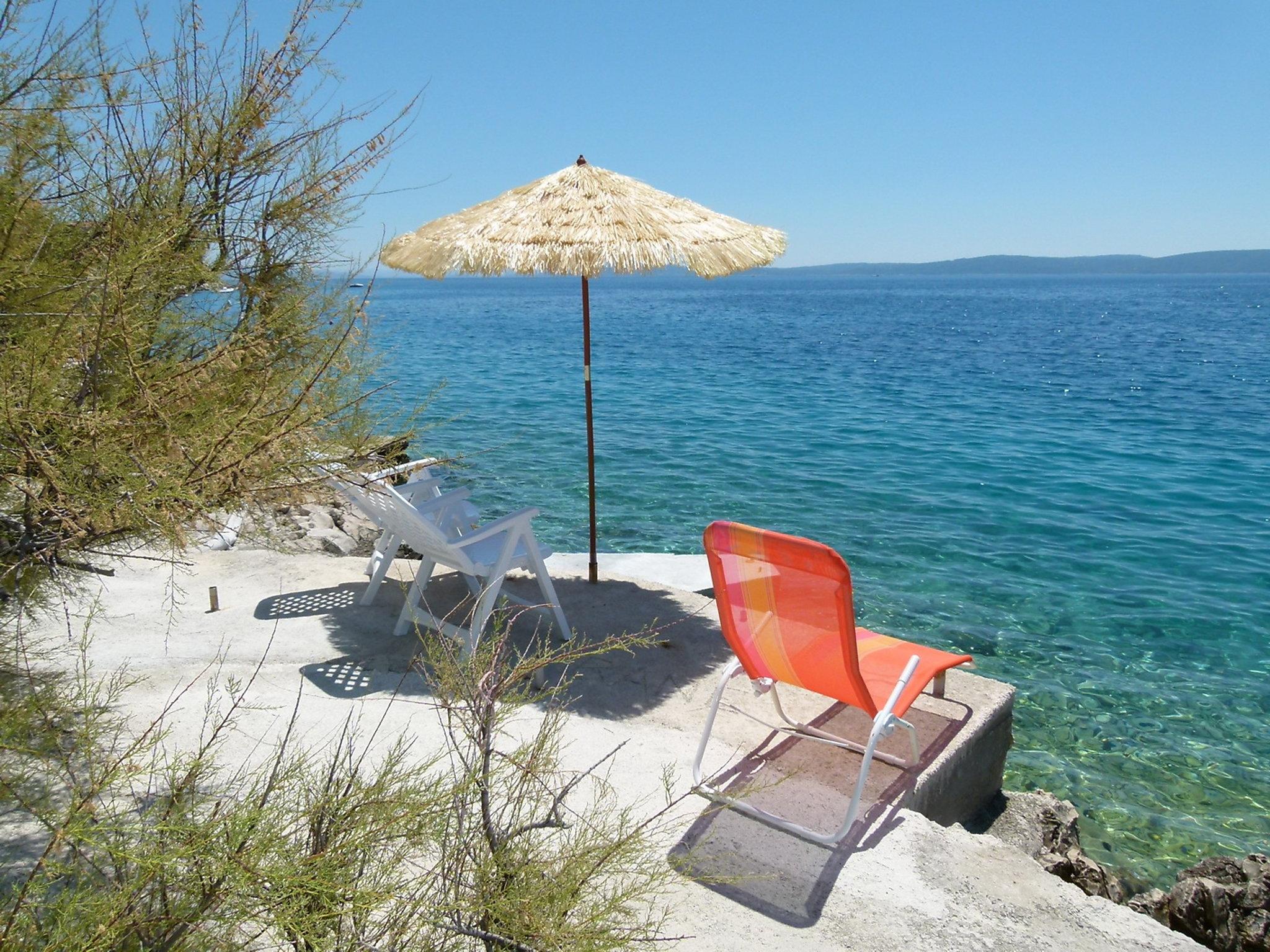 Photo 20 - Appartement de 4 chambres à Okrug avec terrasse et vues à la mer