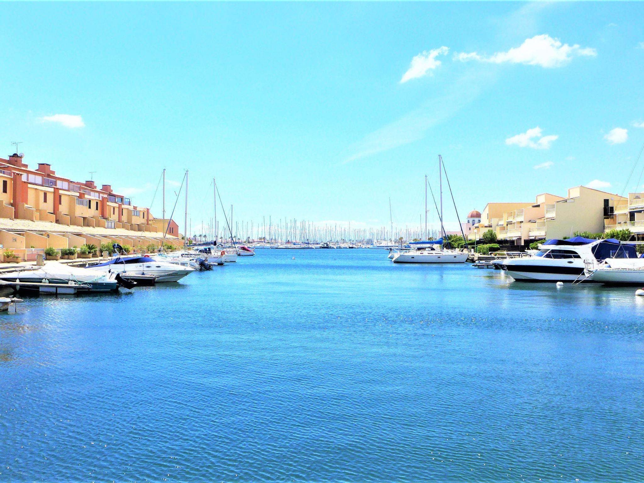 Photo 5 - Apartment in Gruissan with sea view