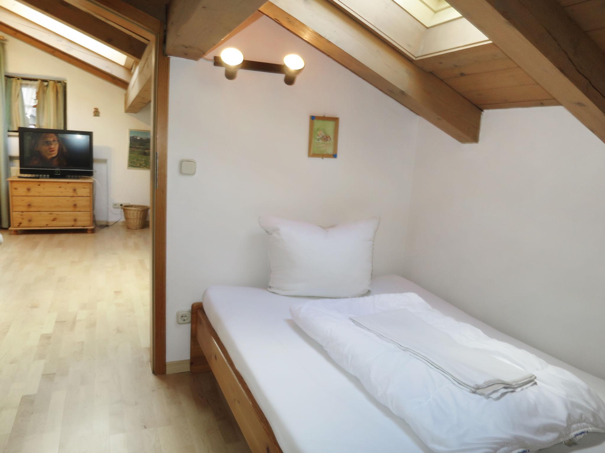 Foto 13 - Apartamento de 2 habitaciones en Ruhpolding con sauna y vistas a la montaña