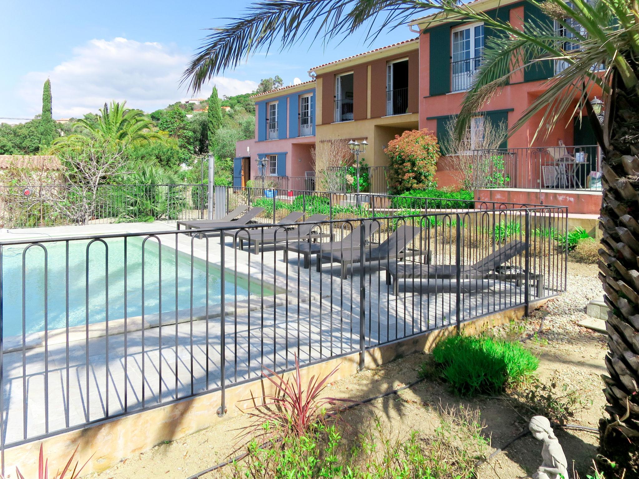 Photo 1 - Maison de 2 chambres à Galéria avec piscine et vues à la mer