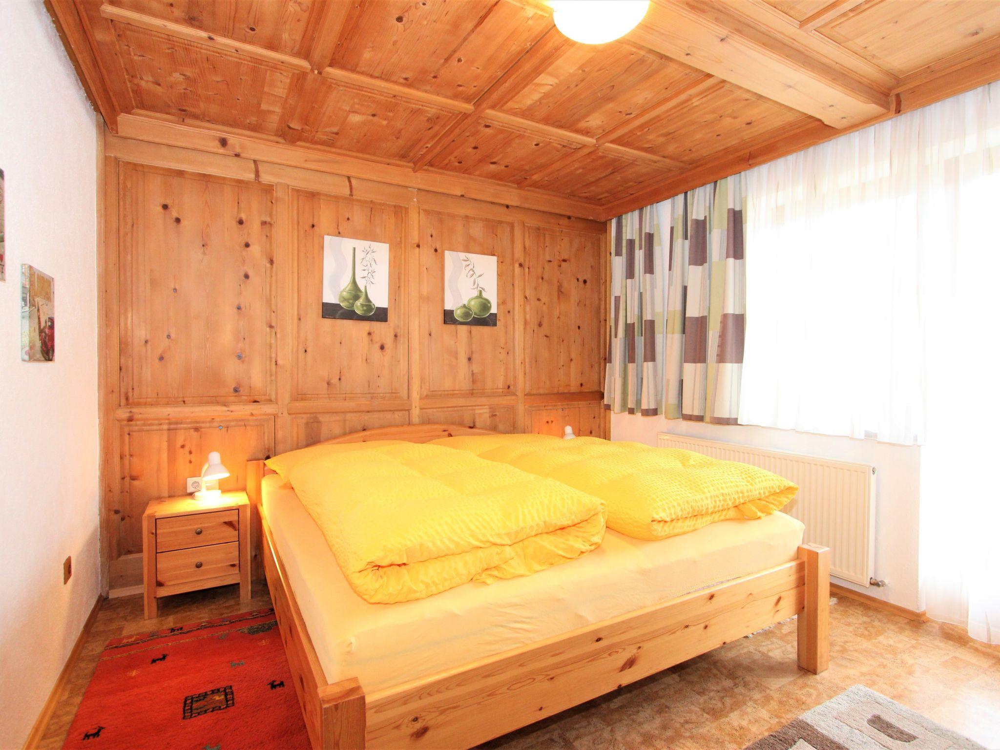 Foto 5 - Appartamento con 3 camere da letto a Aschau im Zillertal con giardino